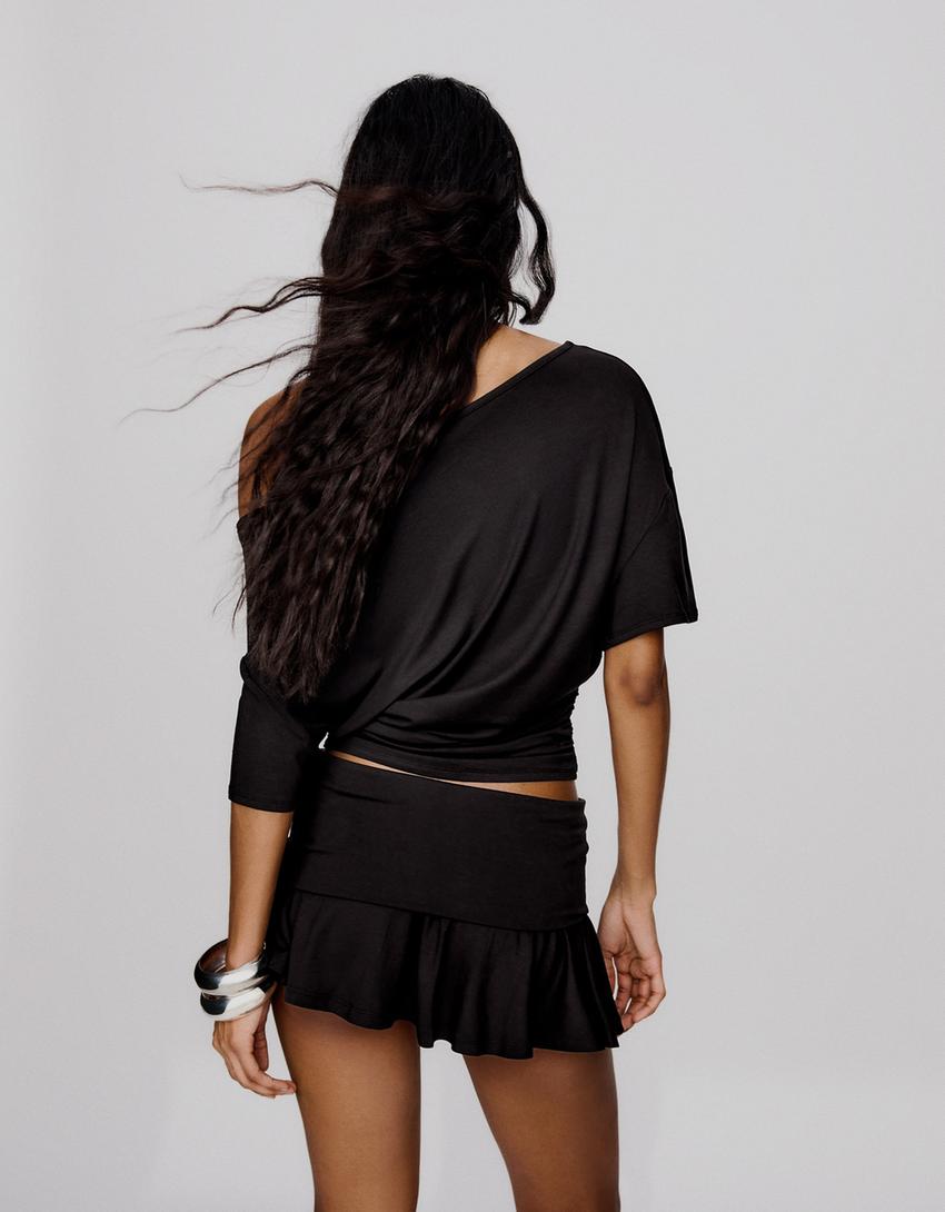 Rok mini flare pinggang ganda-Hitam