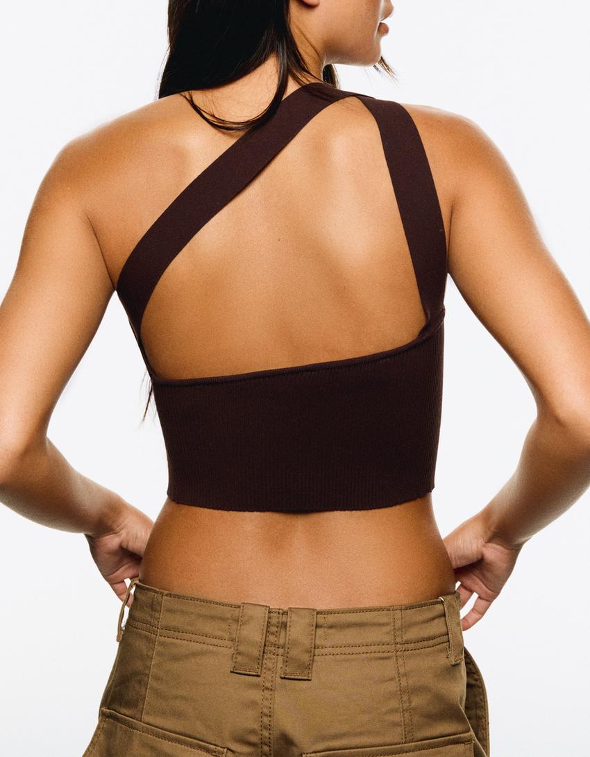 Asymmetric top-Brown-1