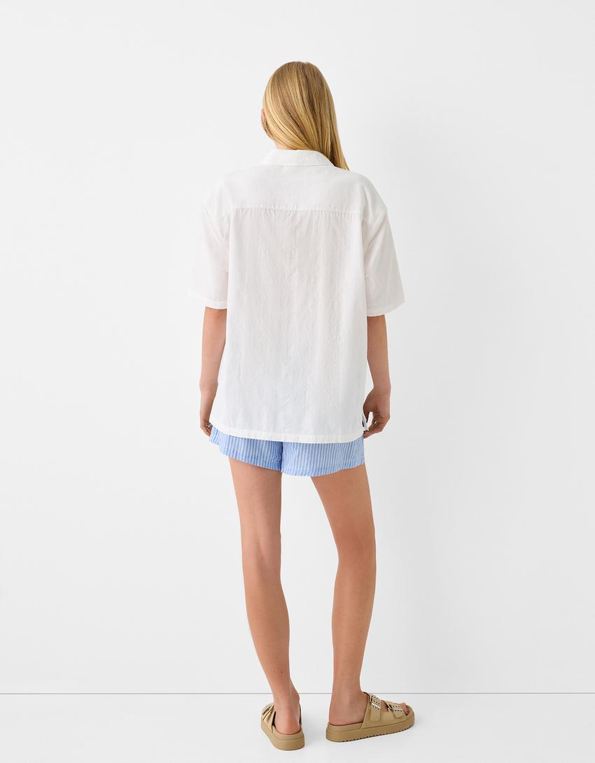 قميص قطني بأكمام قصيرة وملمس بارز-أبيض مطفي-1