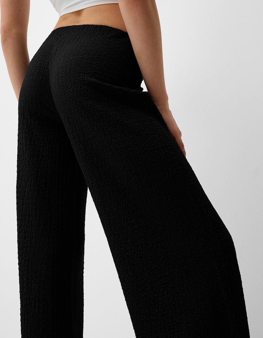 Calças wide leg waffle-Preto-5