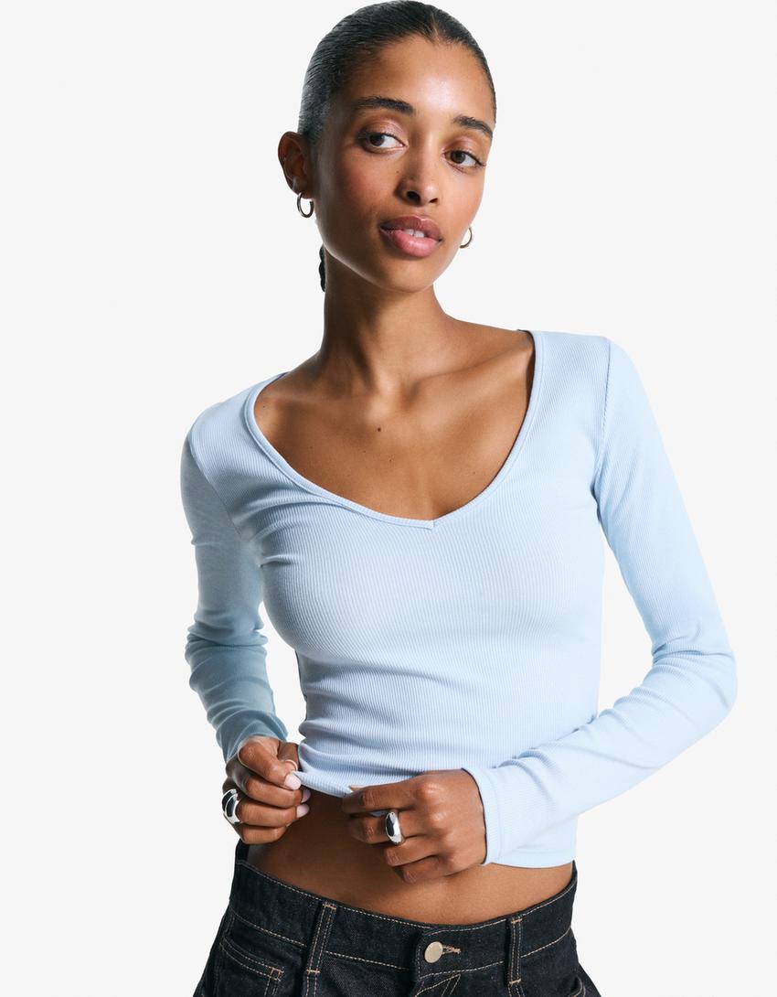 Camiseta manga larga cuello pico-Azul claro
