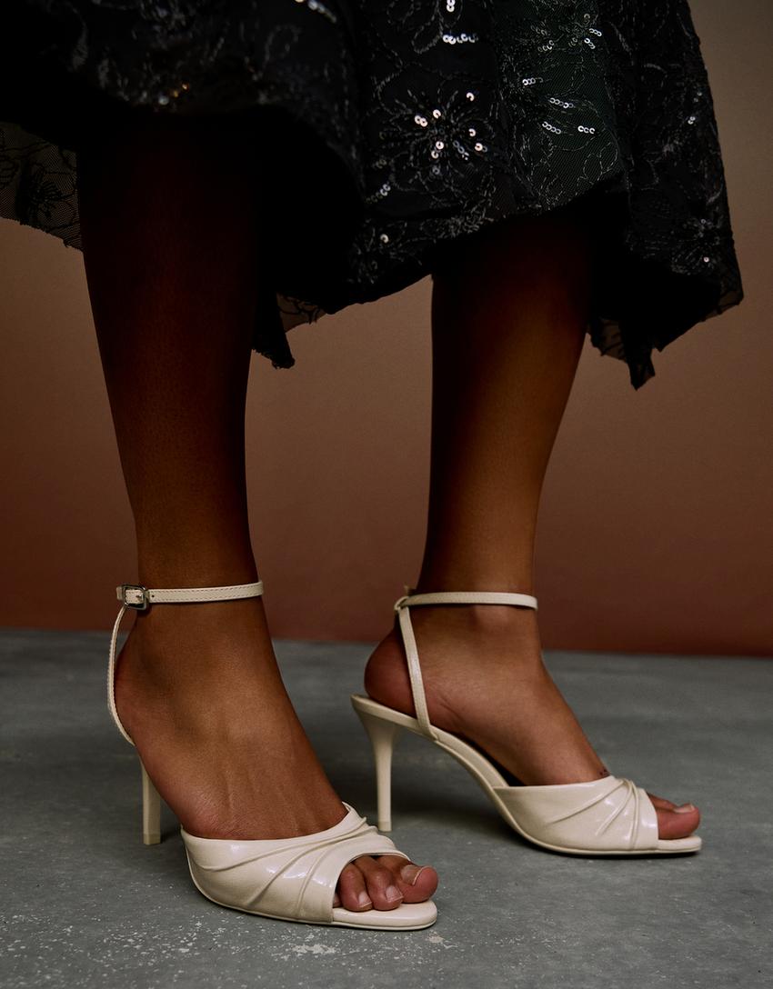 Ruched heeled sandals-BEIGE