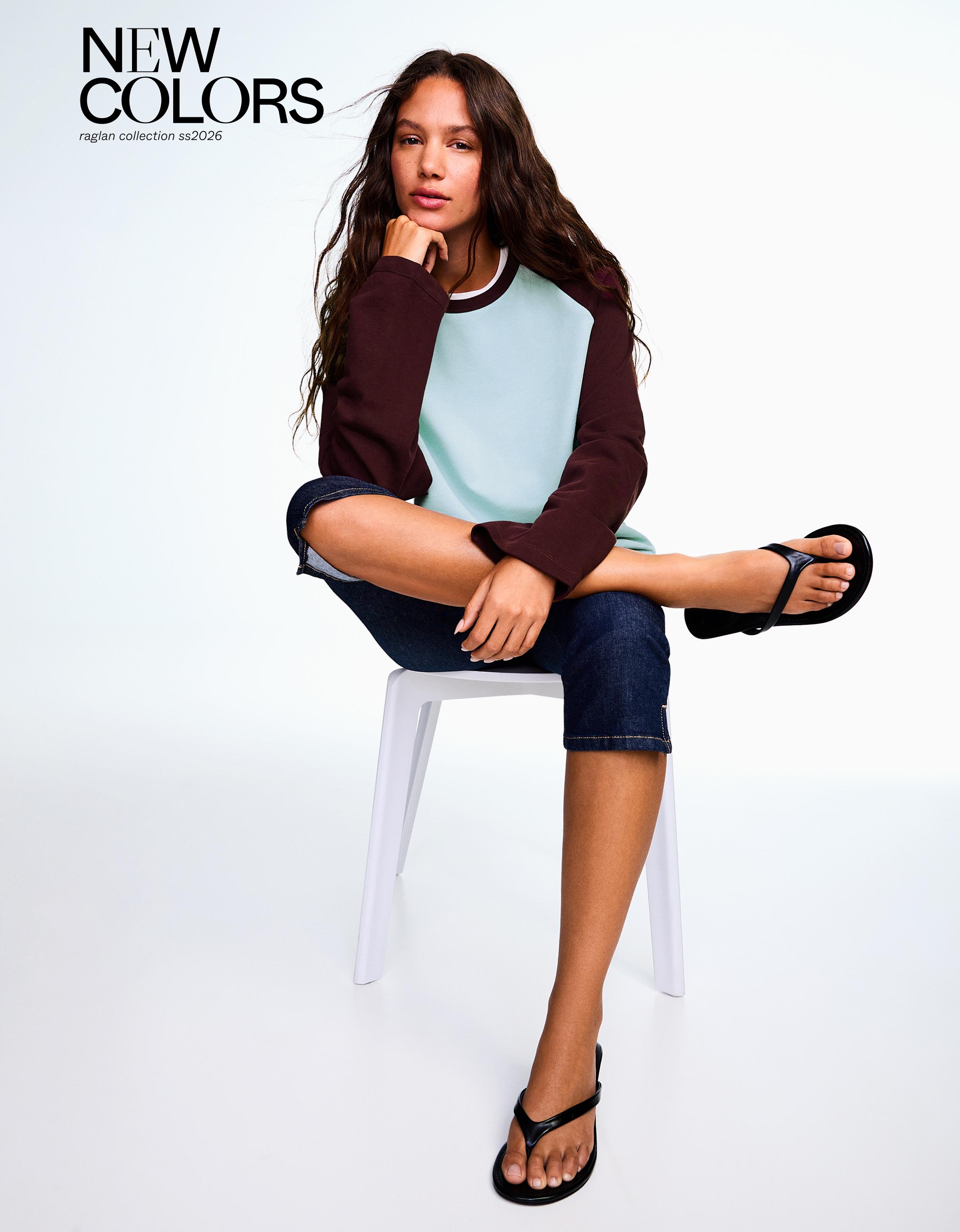 Round neck raglan jumper — Light blue