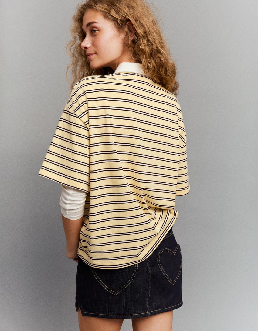 تيشرت بياقة بولو وأكمام قصيرة-أصفر