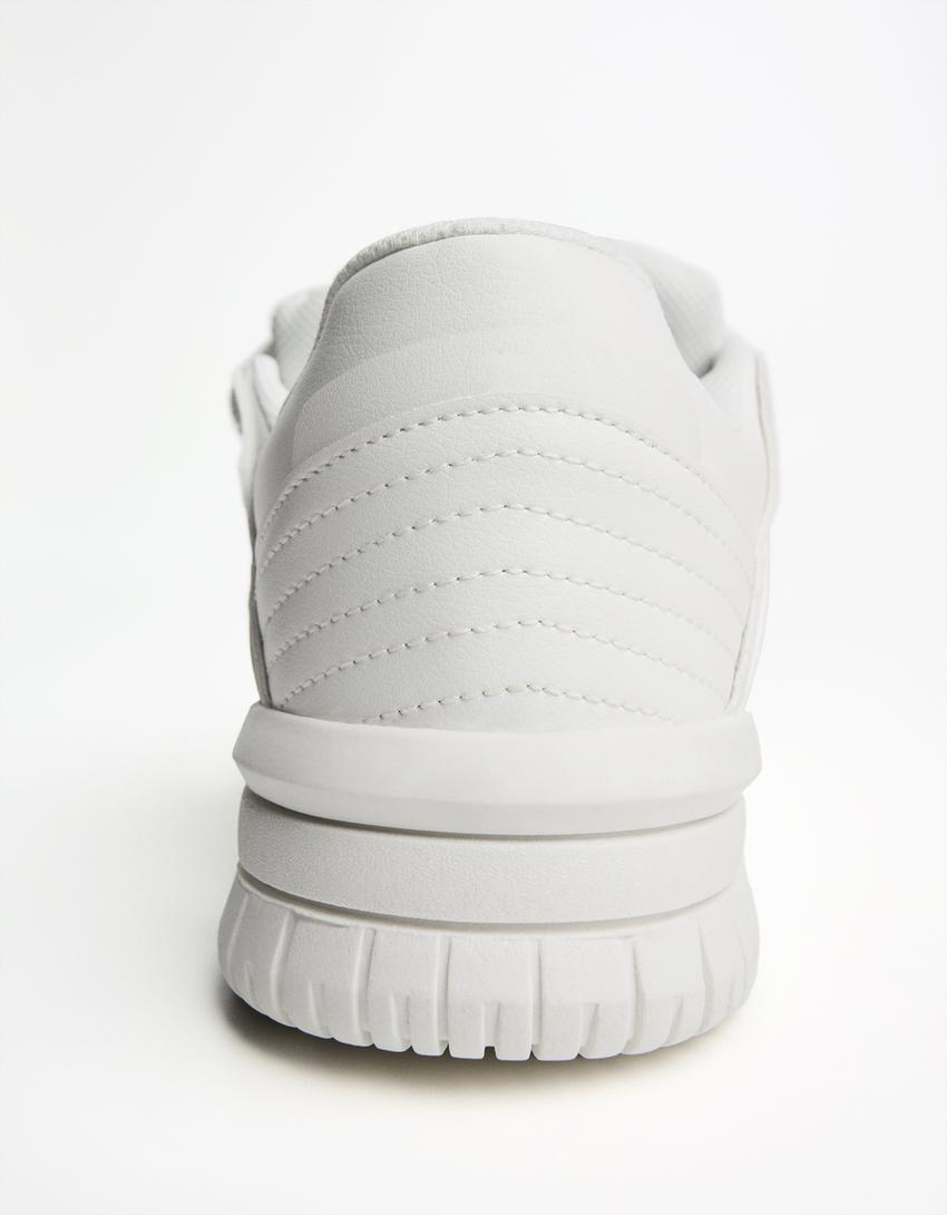Skater sneakers met dikke zool-Wit