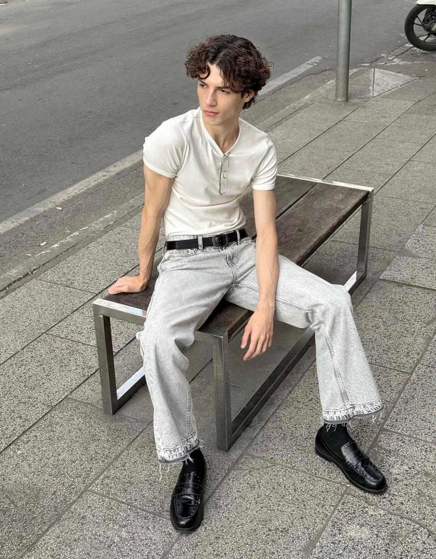 Straight-fit flared jeans-Grey