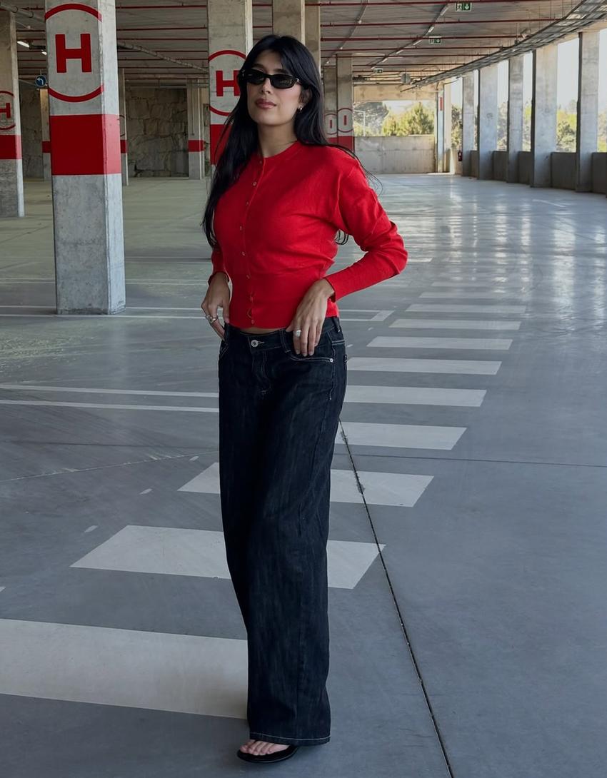 Svetr s kulatým výstřihem a knoflíky-Červená