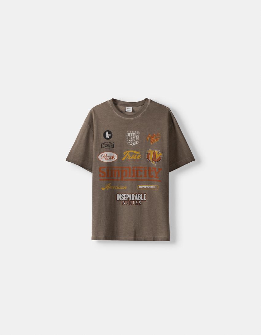 تيشرت بقصّة مربعة وأكمام قصيرة وطبعة-بيج-4