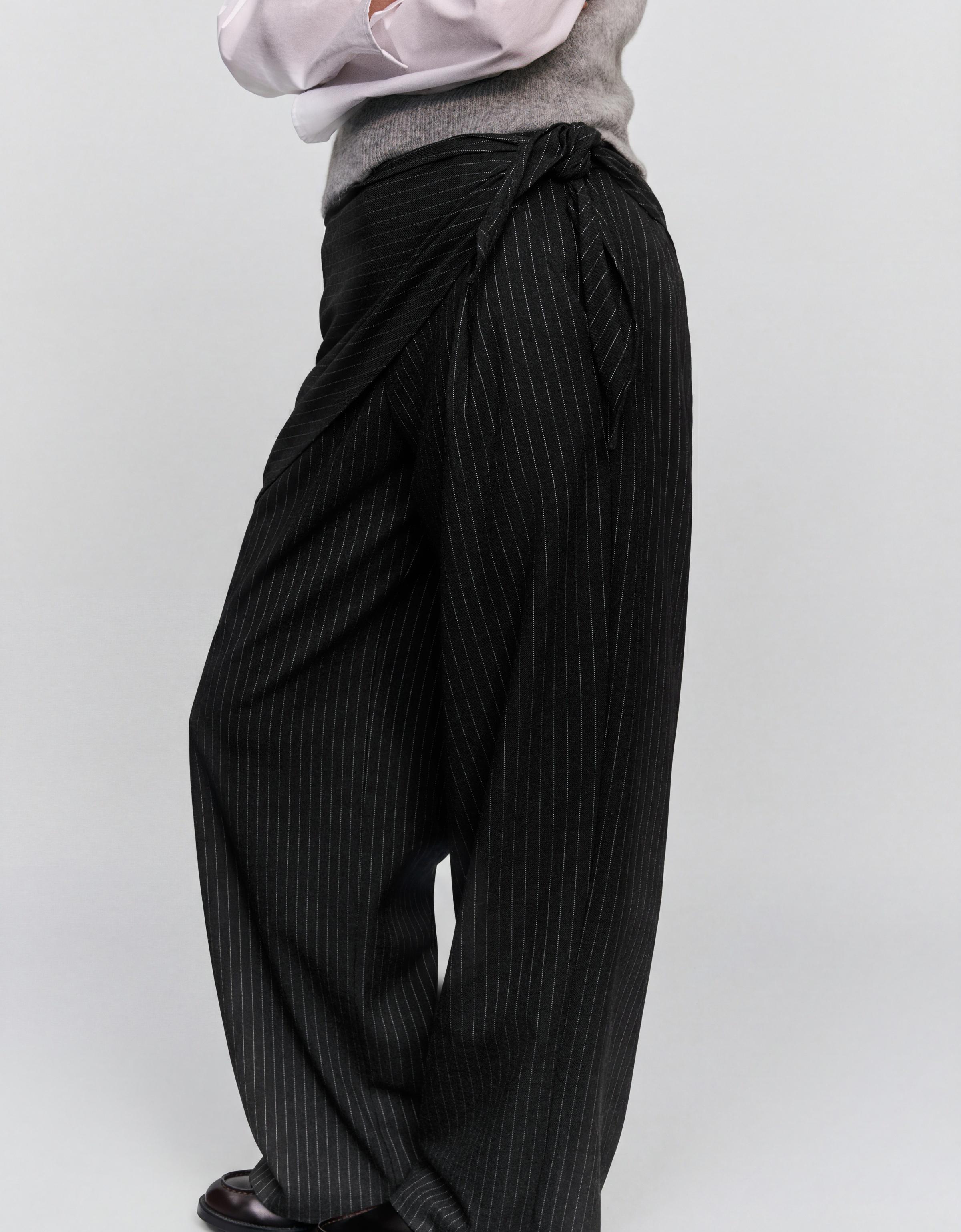 Paçası fularlı tailored fit pantolon - Görsel 29