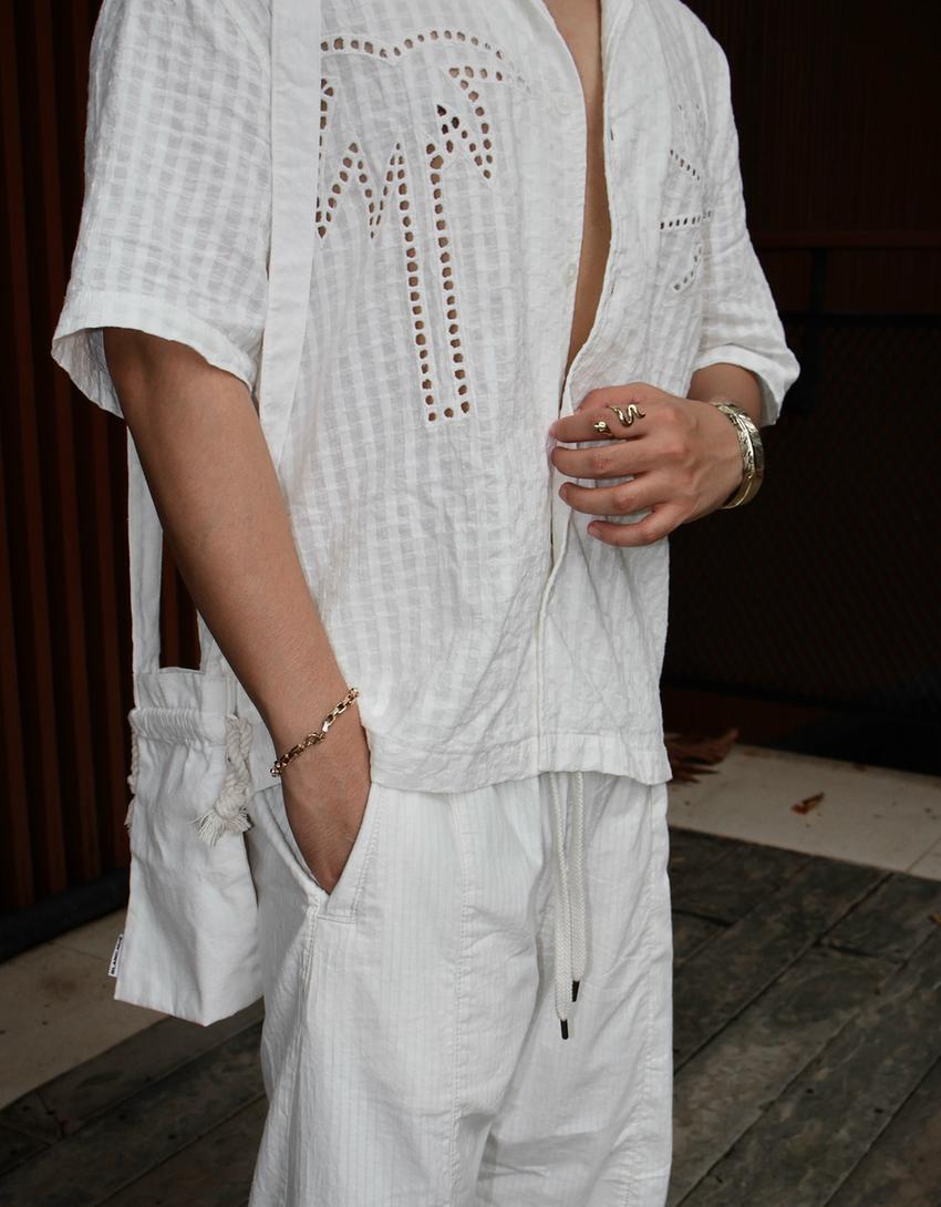 Embroidered short sleeve shirt-White