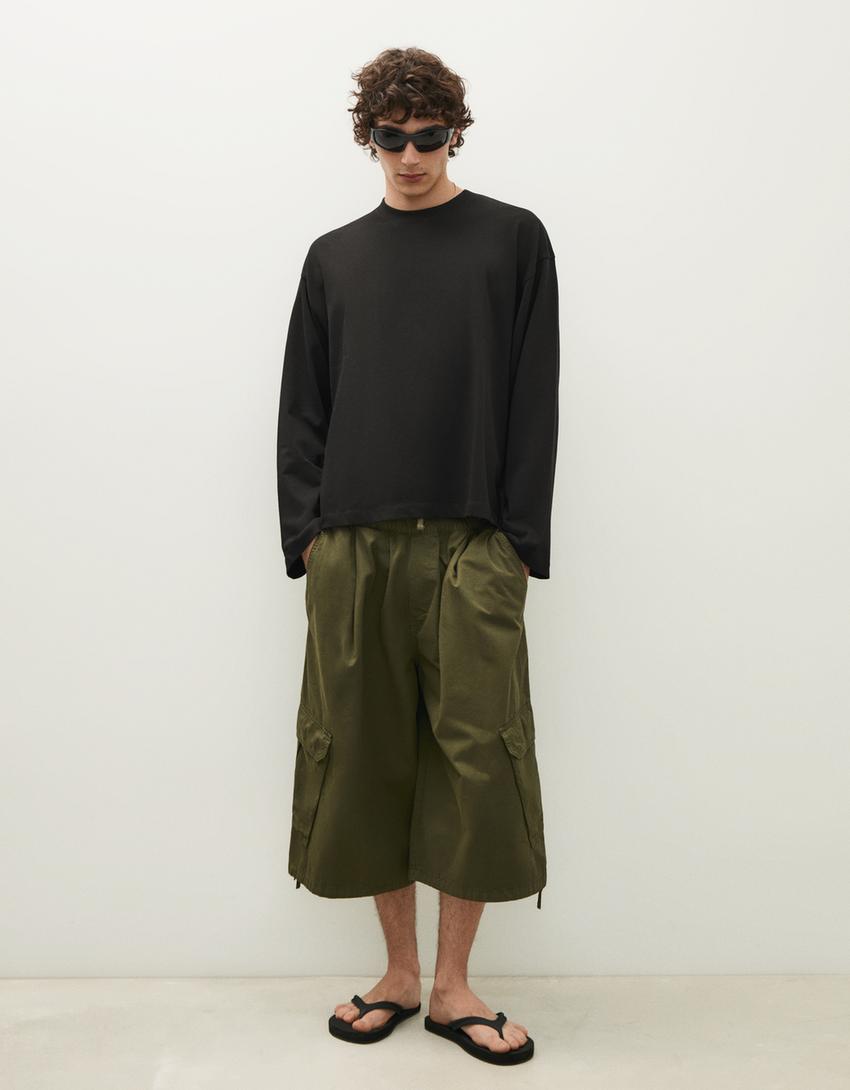 Camiseta manga larga boxy-Negro