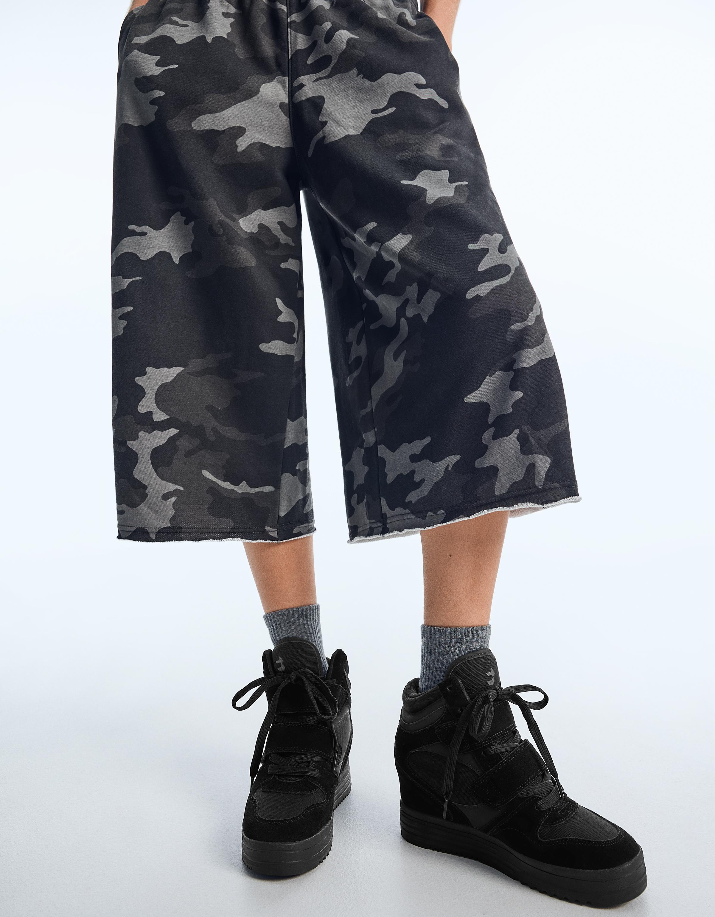 High-top sneakers with internal wedge — BLACK