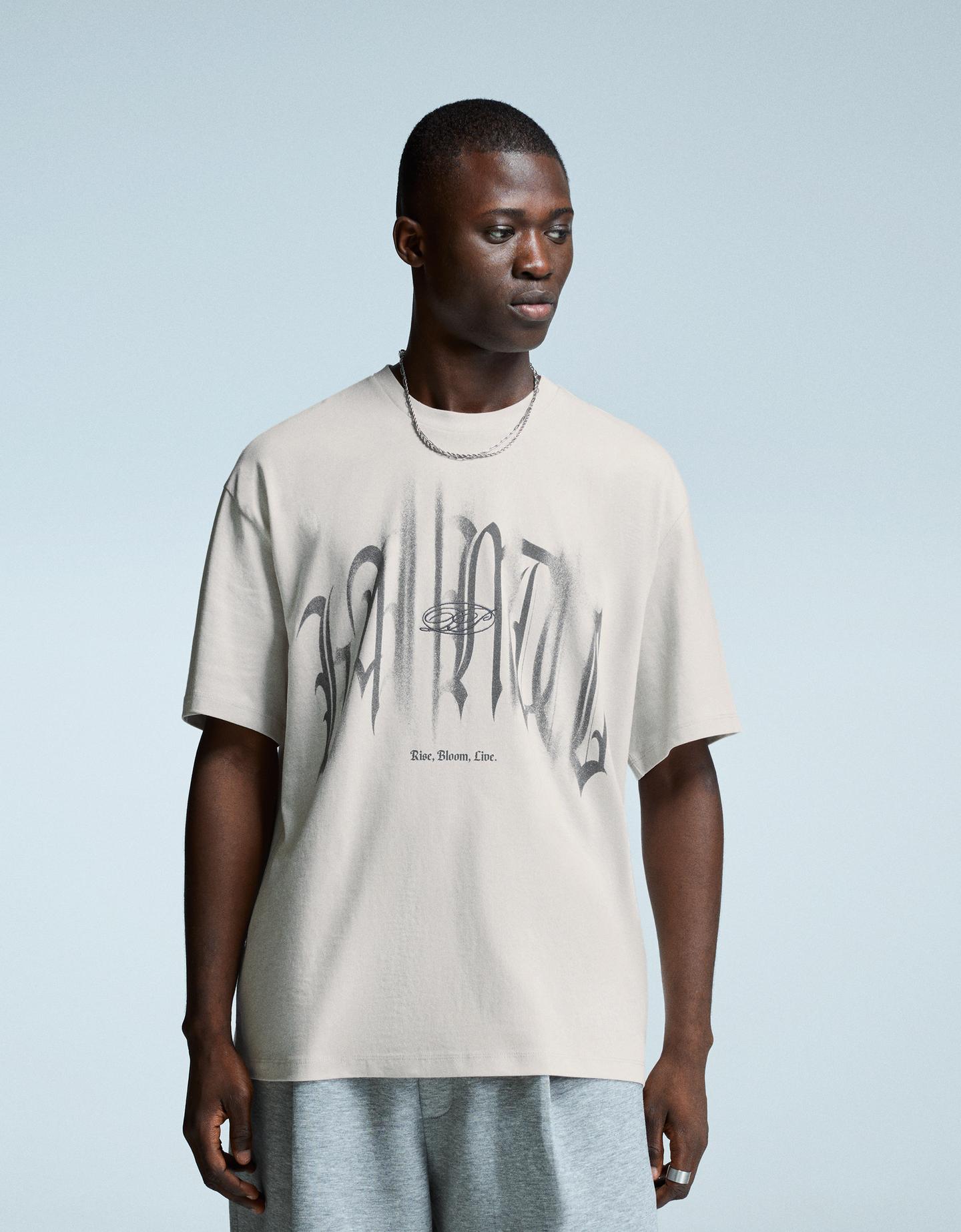 Bershka koszulka z krótkim rękawem i nadrukiem wielbłądzi