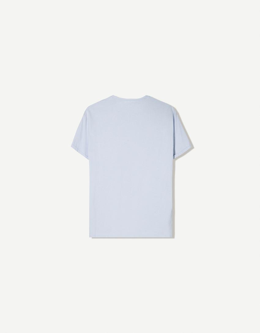 Embroidered short sleeve roll-up T-shirt-Light blue
