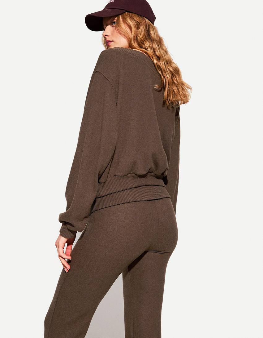 Soft touch sweater and trousers set-Brown-1