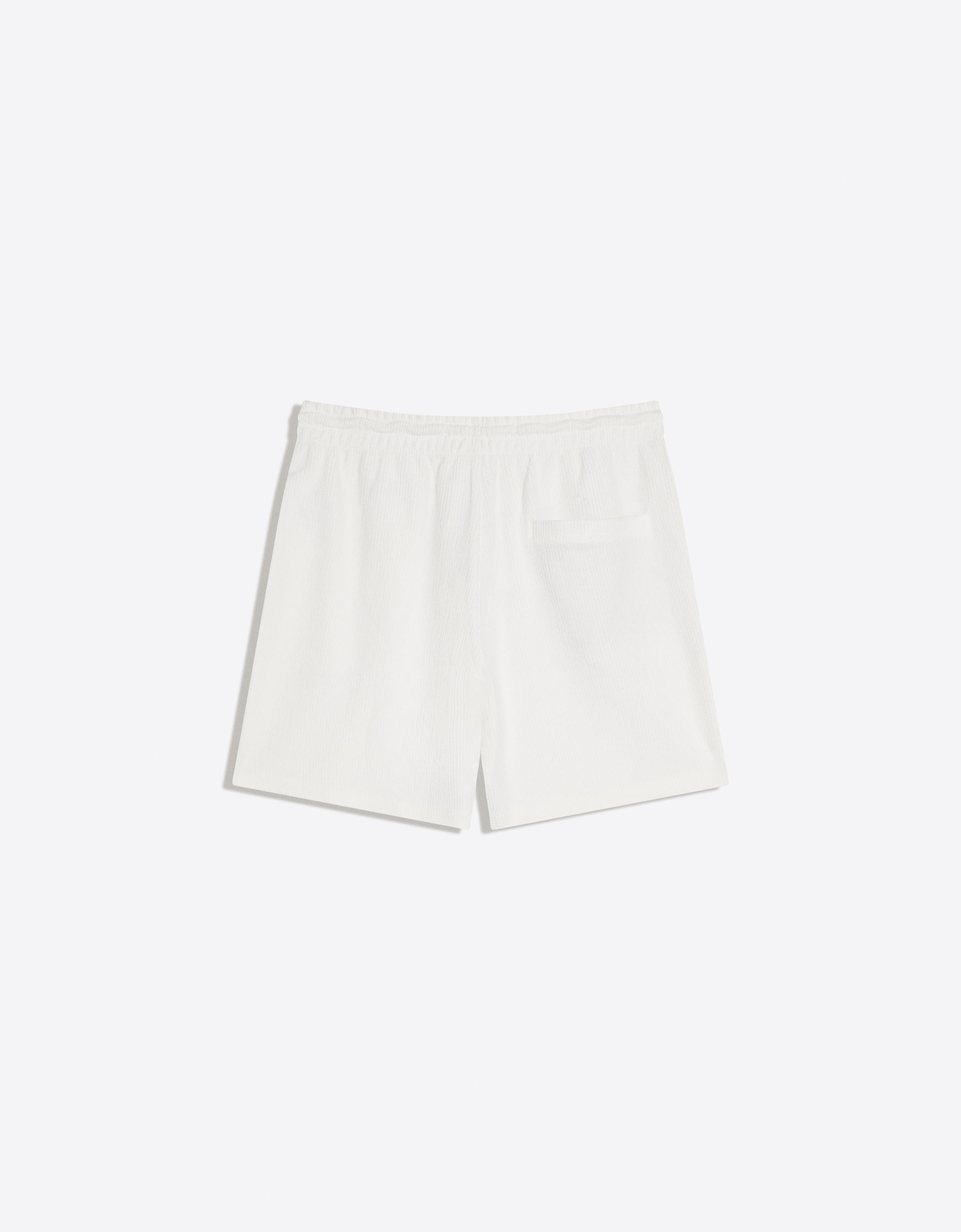 Bershka Dokulu şardonlu bermuda görsel 3