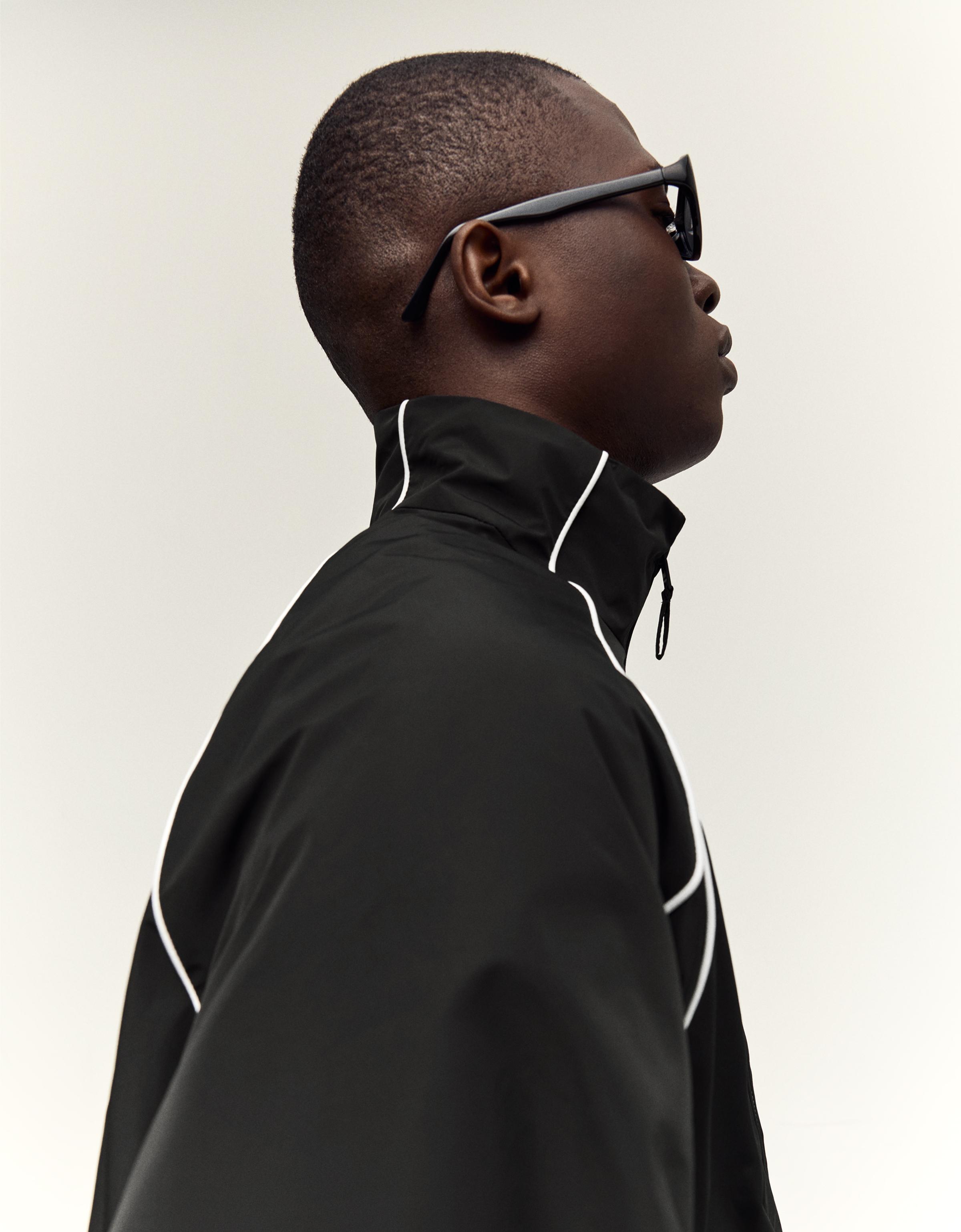 Contrast technical jacket — Black