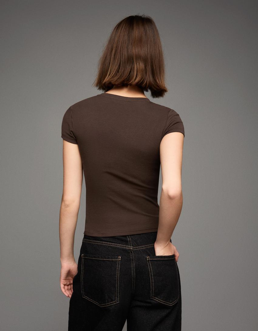 Футболка з круглим коміром і короткими рукавами-Коричневий