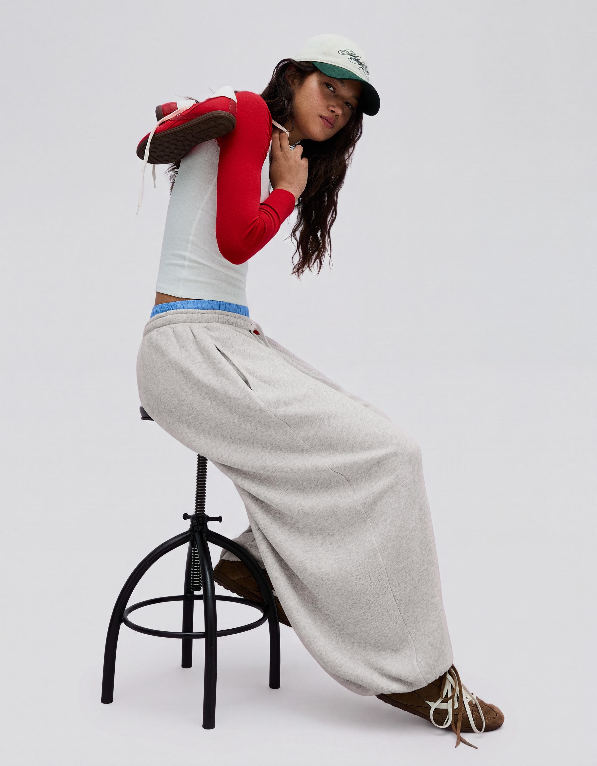 Balloon fit plush dancer trousers — Grey