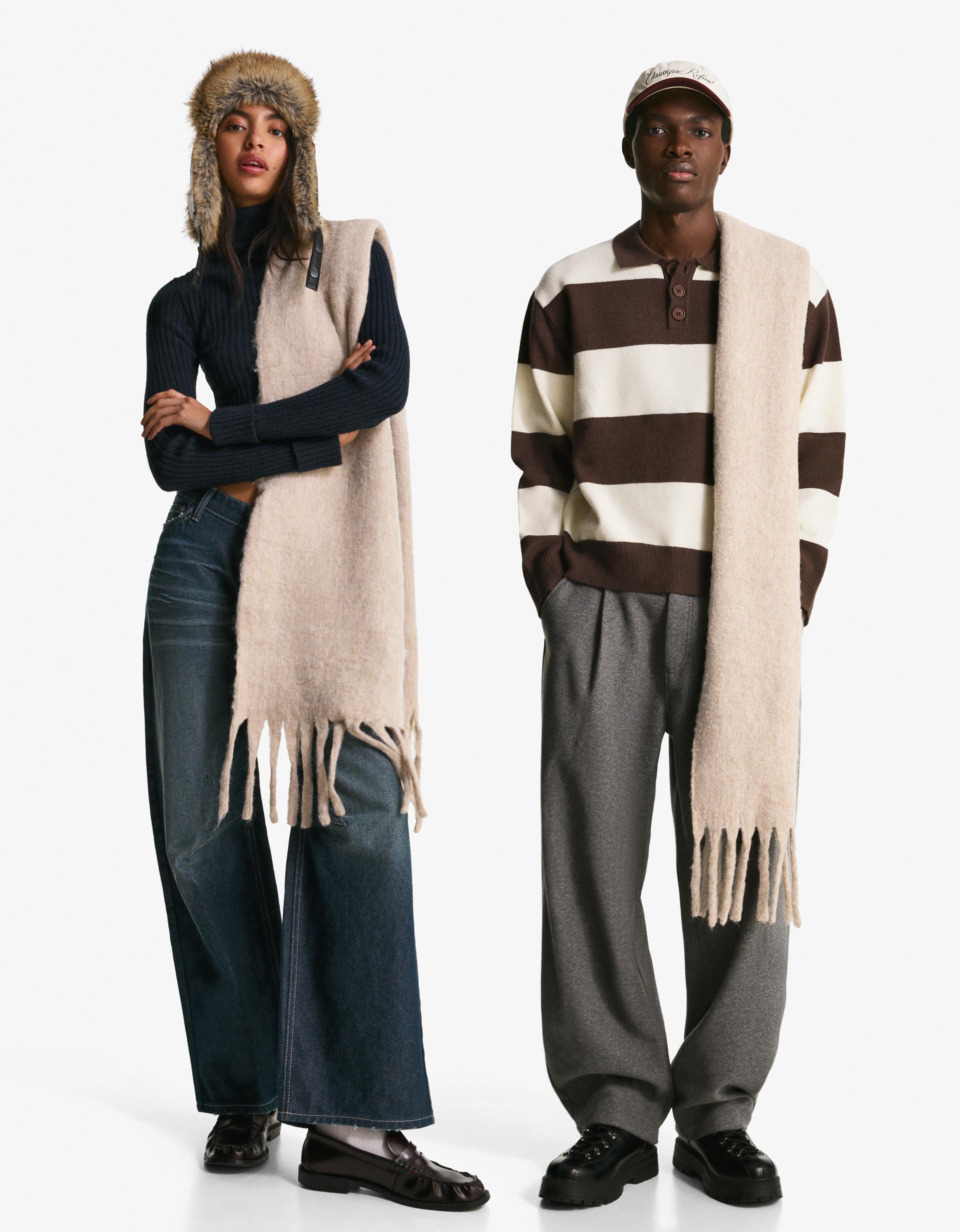 Solid-coloured scarf — Sand