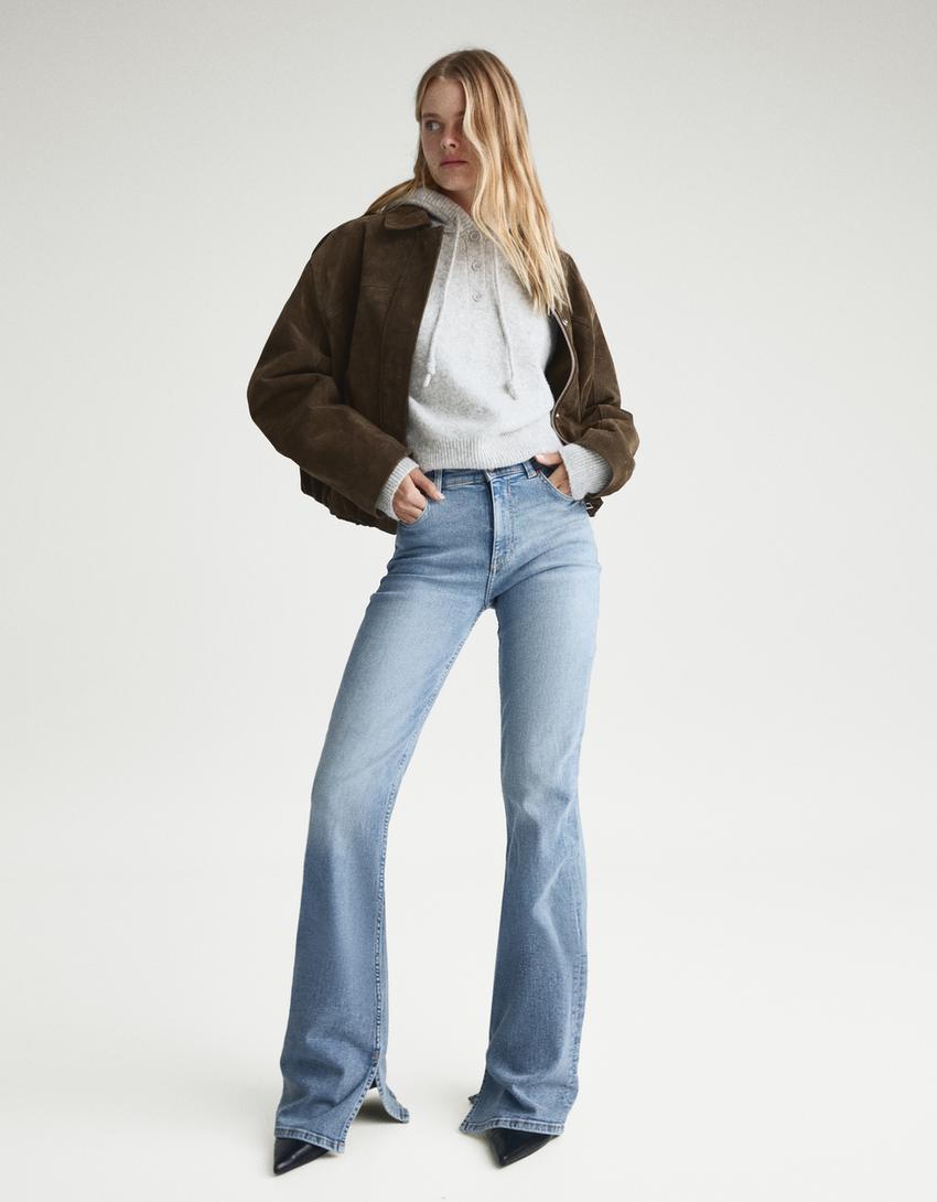 Jeans flare abertura-Azul lavado