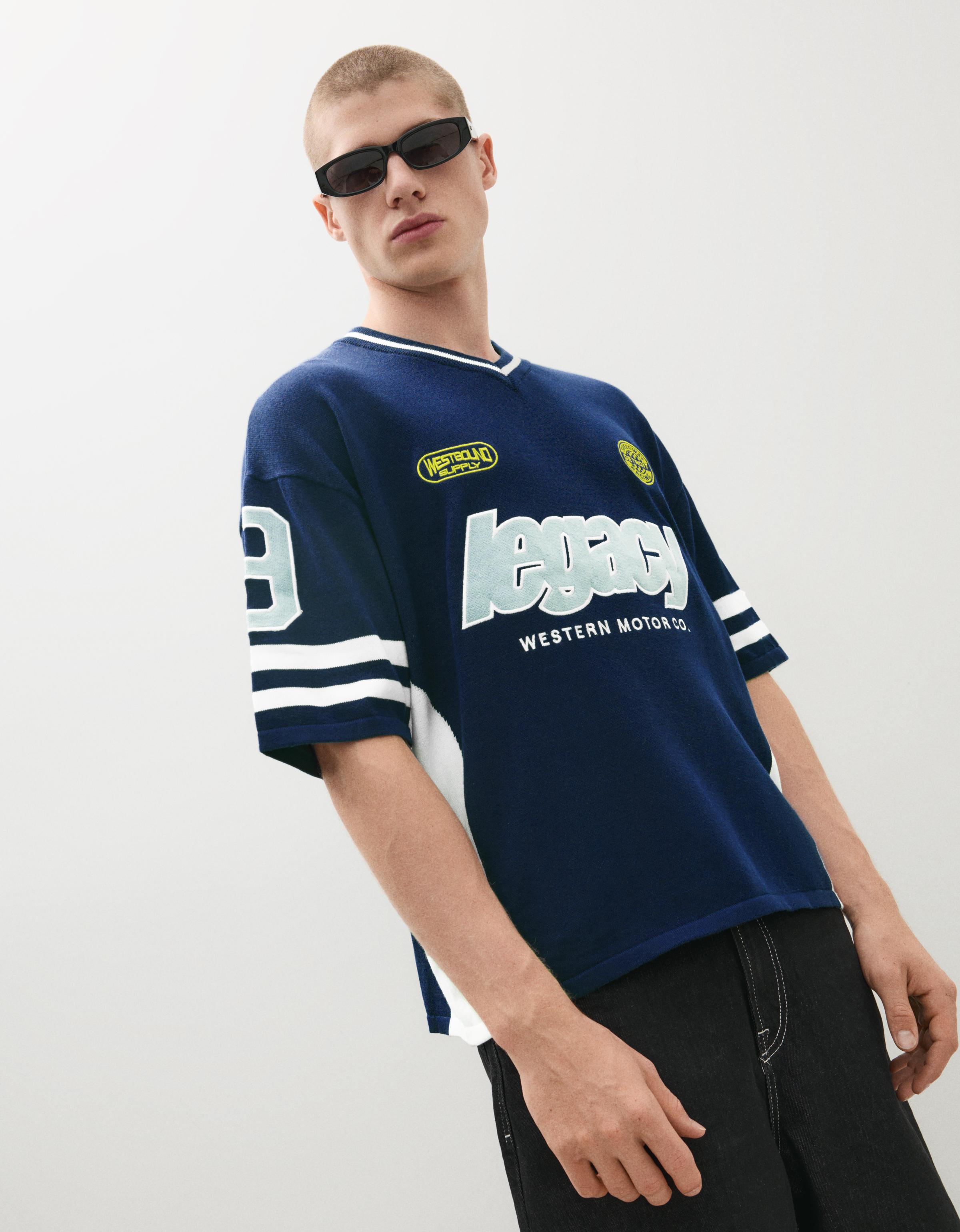 /bershka-camiseta-cuello-pico-print-hombre-xl-marino