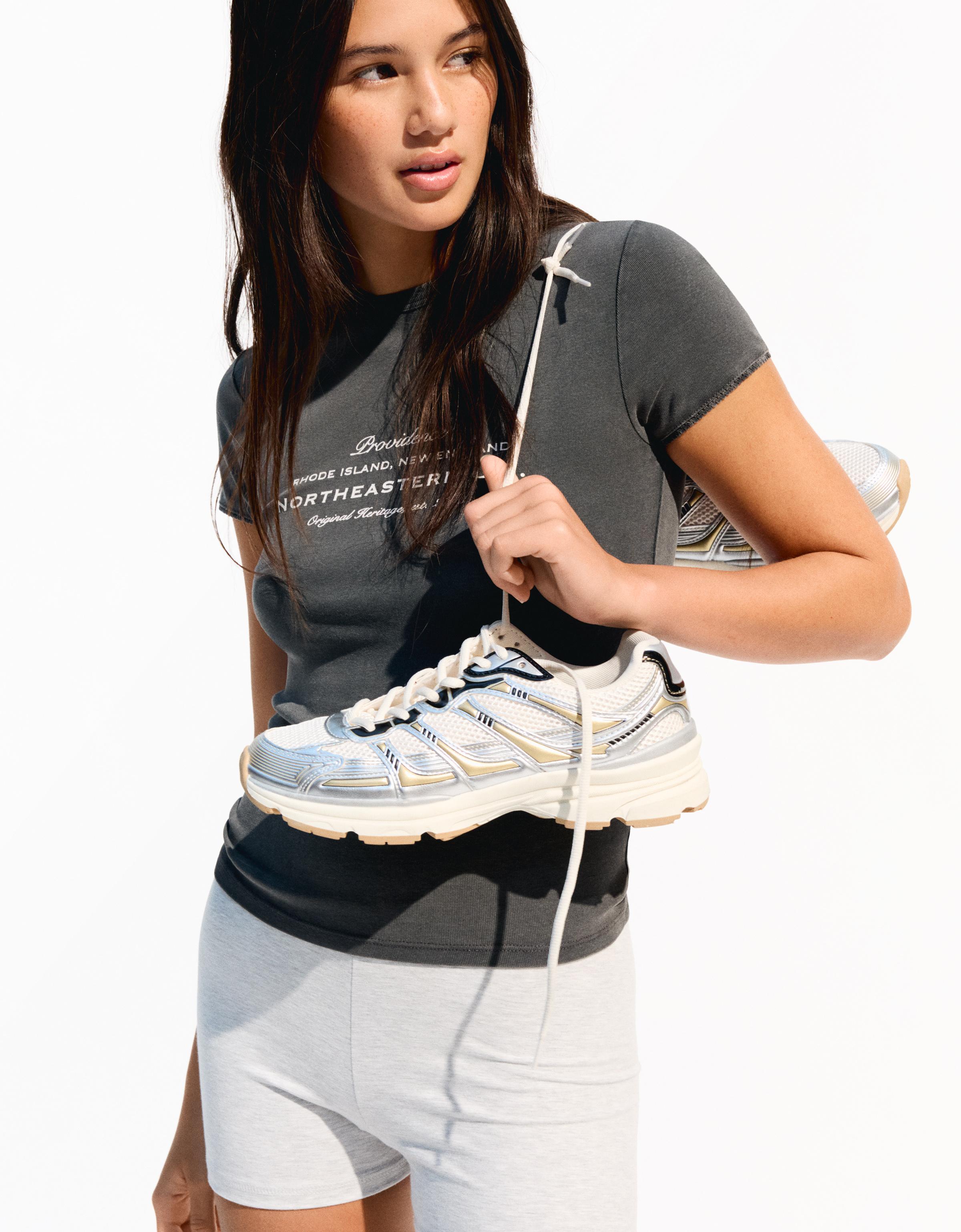 Bershka T-Shirt Mit Print Damen M Grau