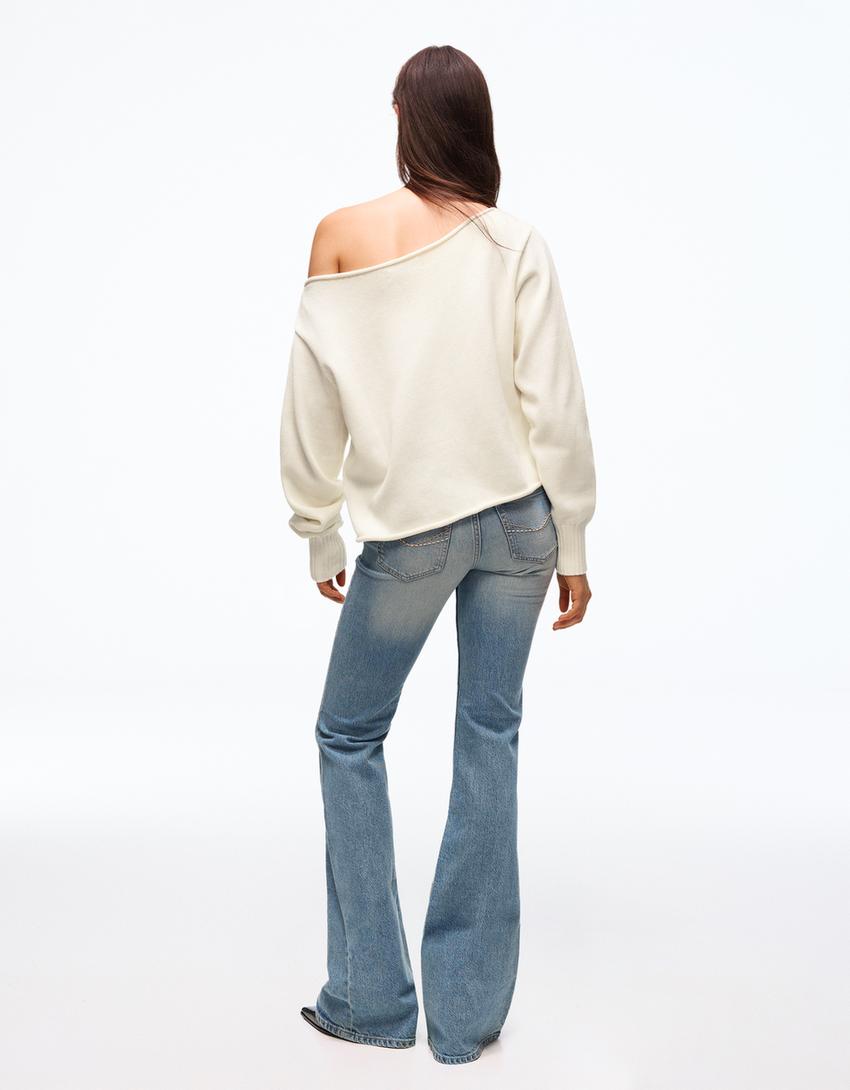 Pulover s lađa izrezom-Krem boja