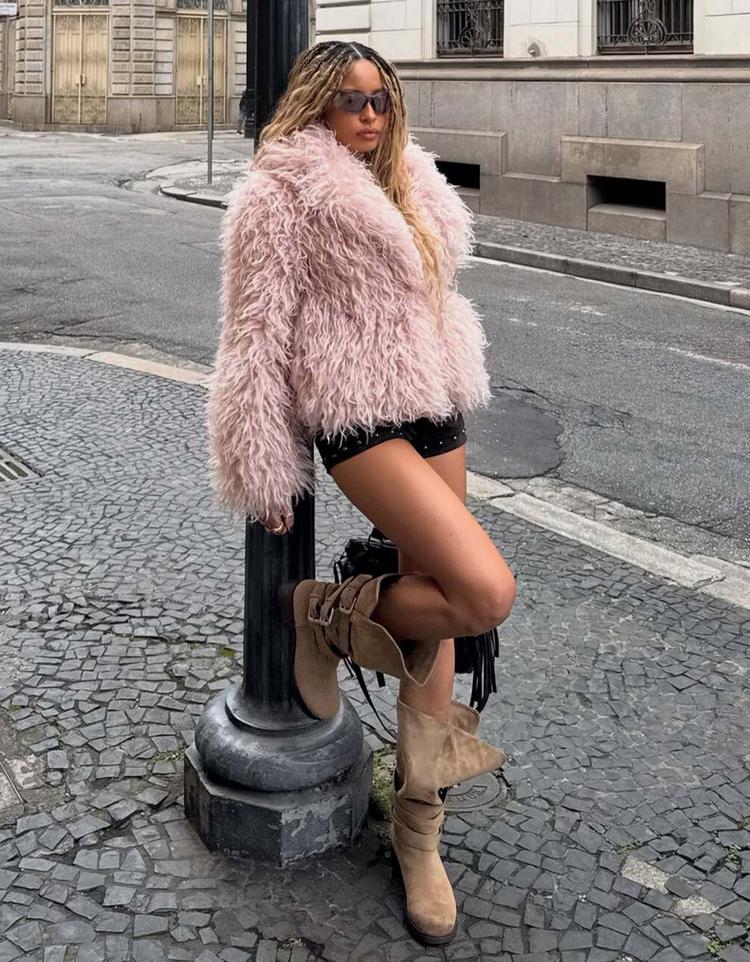 Chicas-Faux Fur