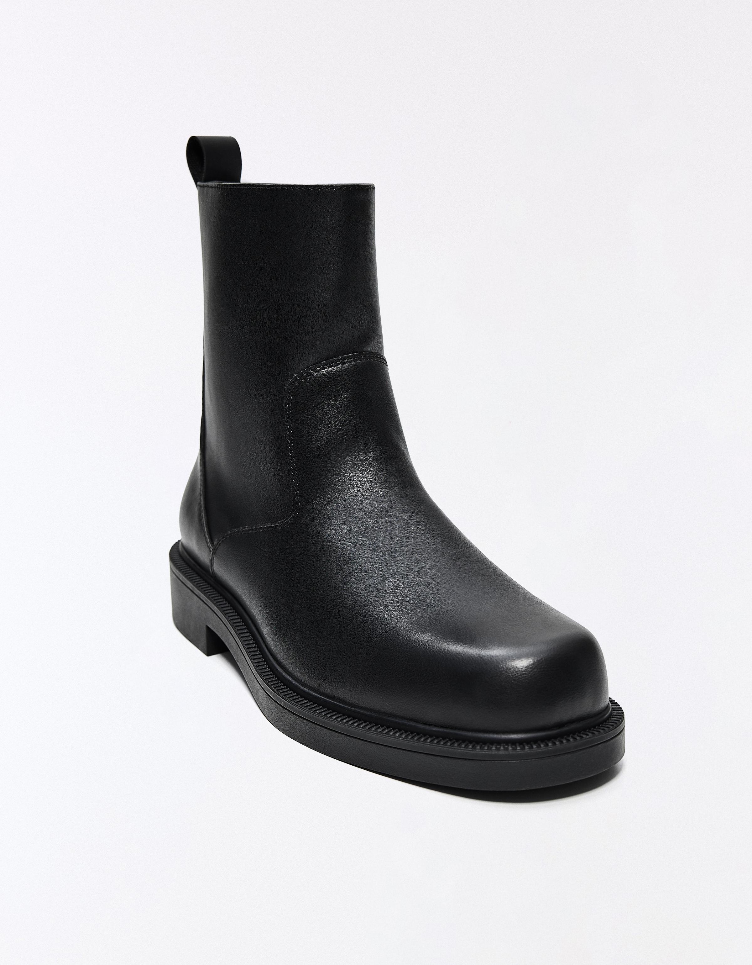 Casual ankle boots — BLACK