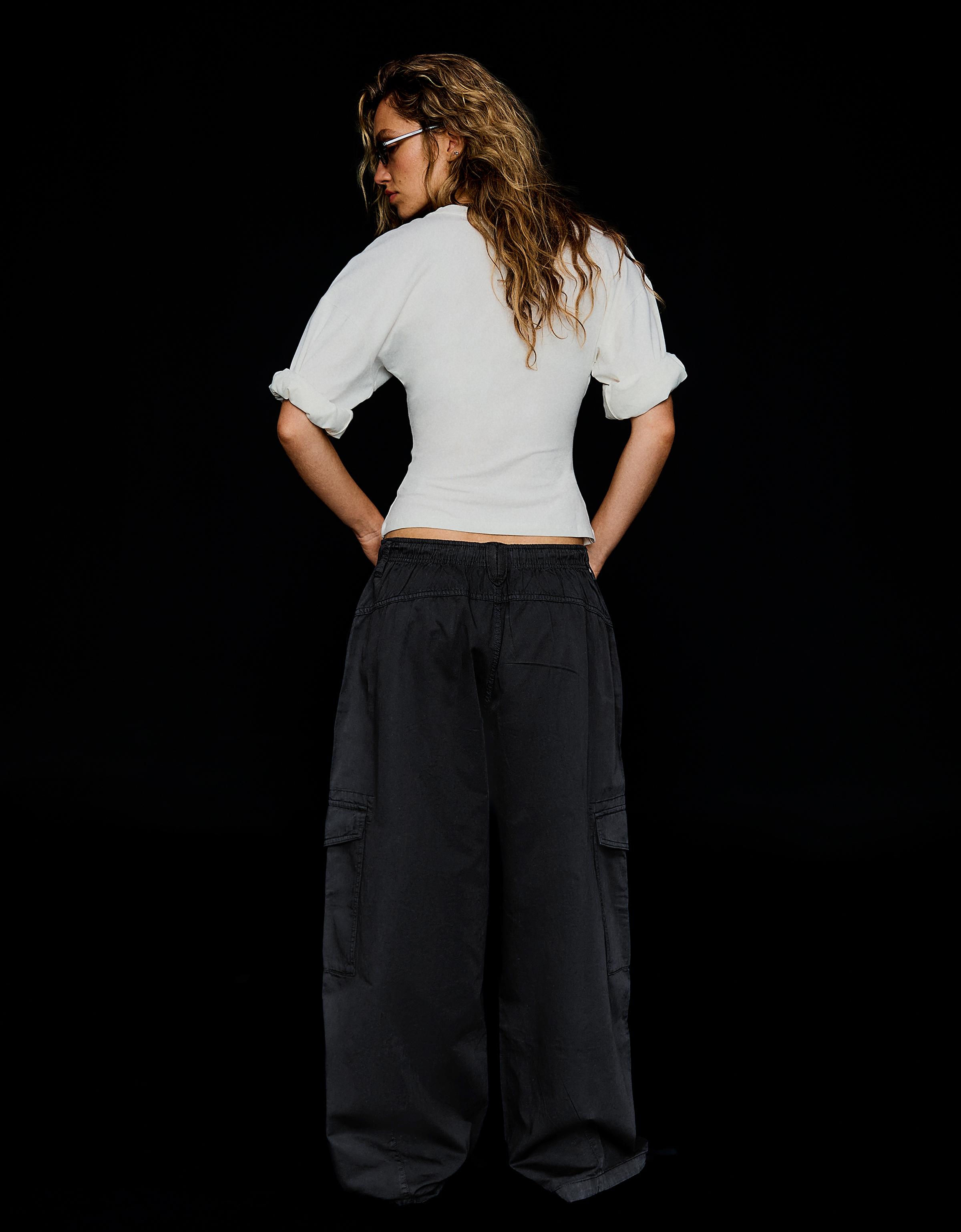 Parachute cargo trousers — Black