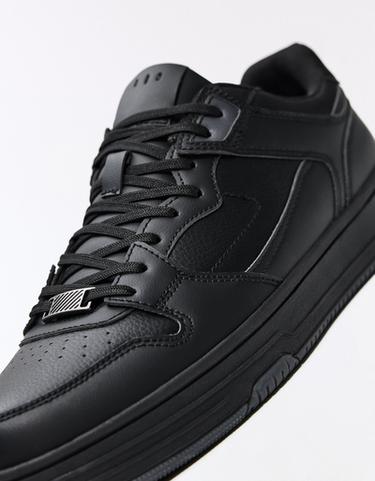 BASIC TRAINERS — BLACK 4