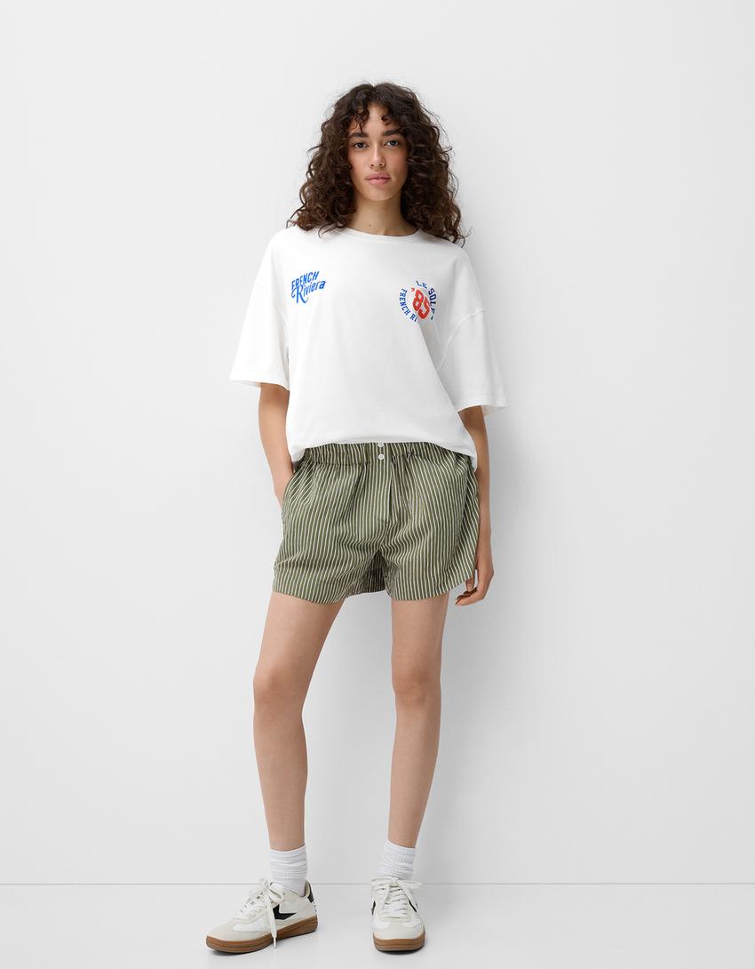 تيشرت بأكمام قصيرة وطبعة-أبيض-3