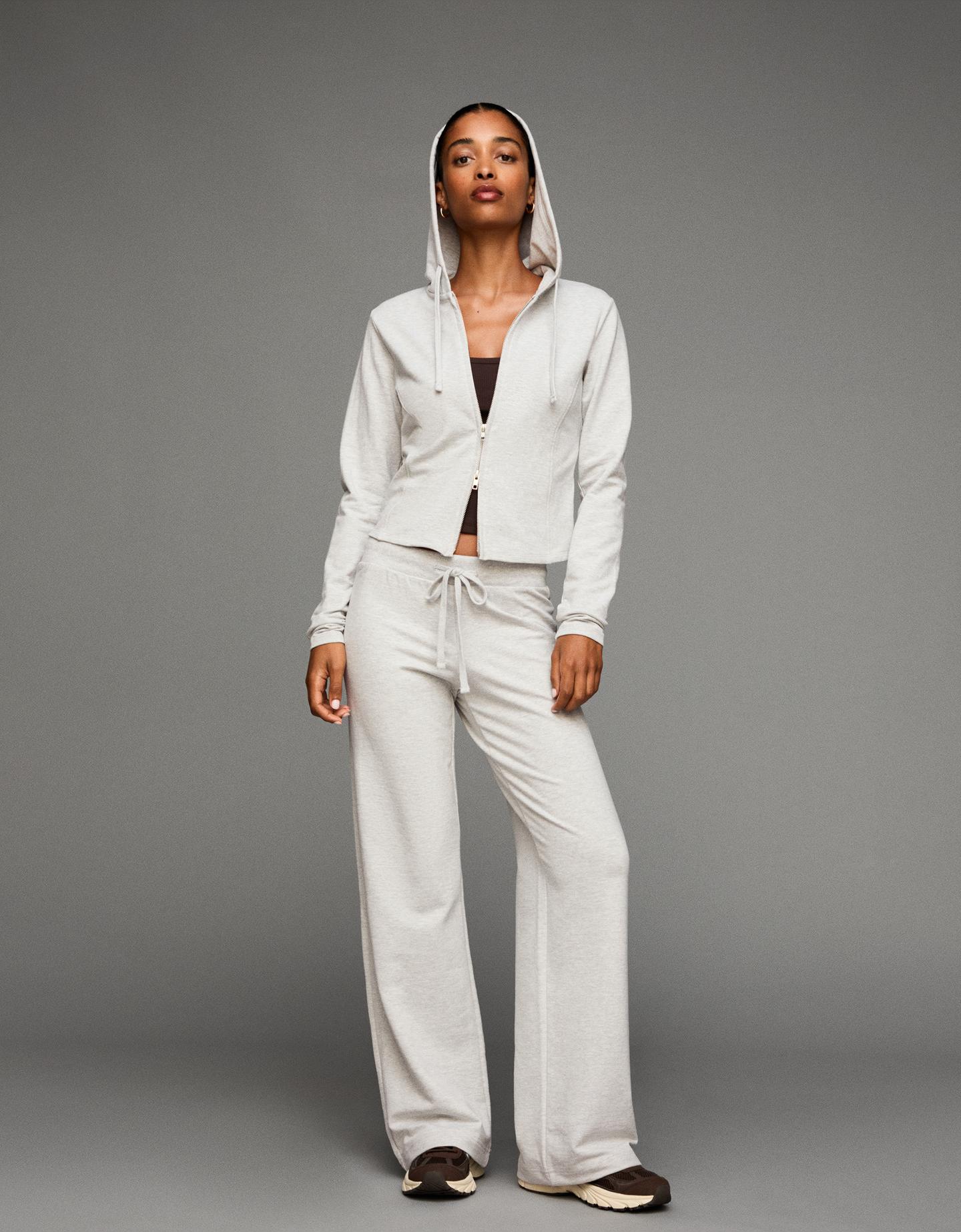 Bershka bluza z kapturem i suwakiem szary