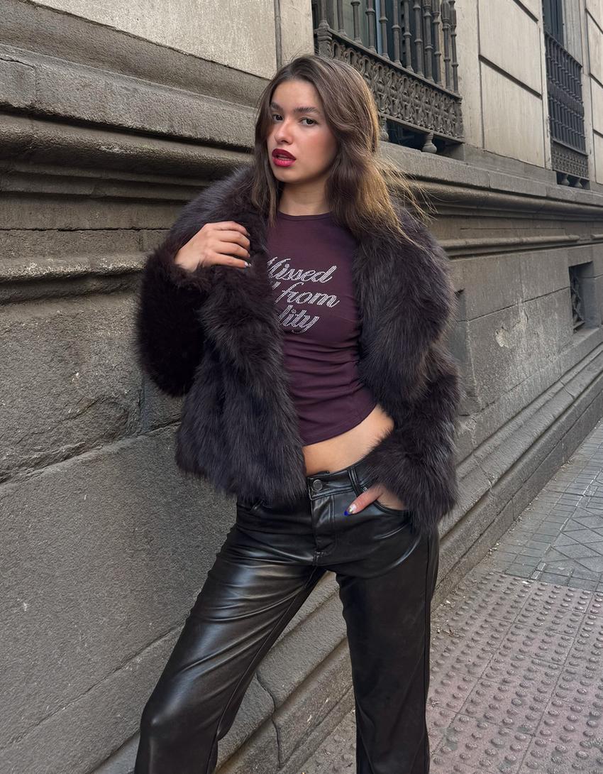 Short sleeve rhinestone T-shirt-Burgundy