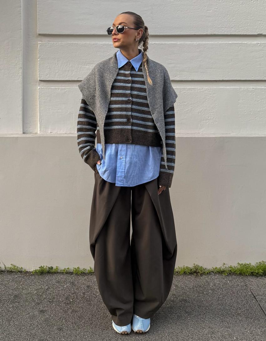 Gilet à boutons rayé-Marron