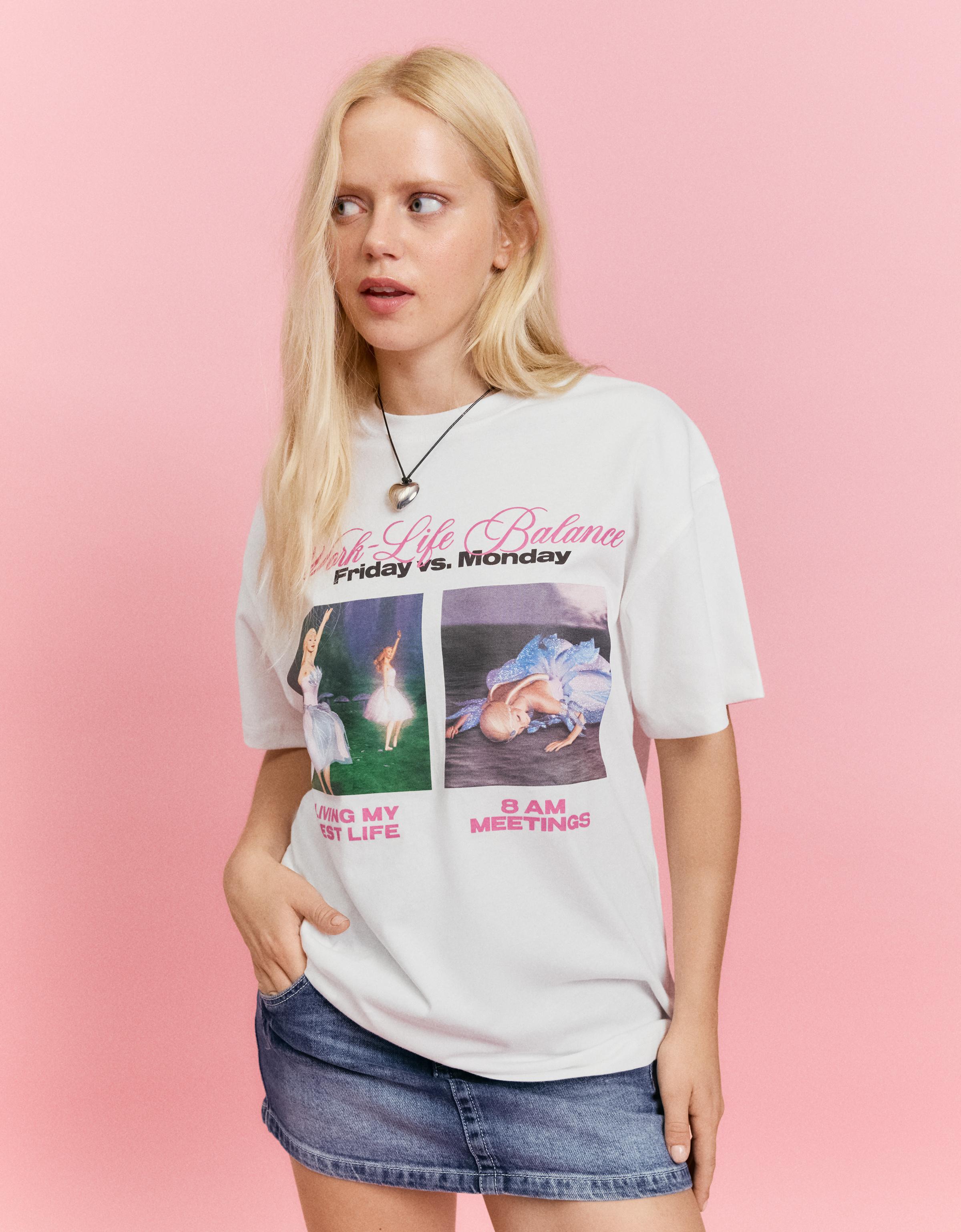 Bershka Camiseta Manga Corta Oversize Print Barbie Mujer Crudo