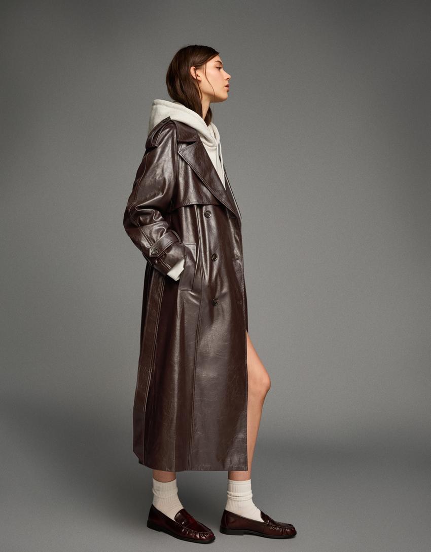 Oversized trenchcoat met leereffect-Bruin