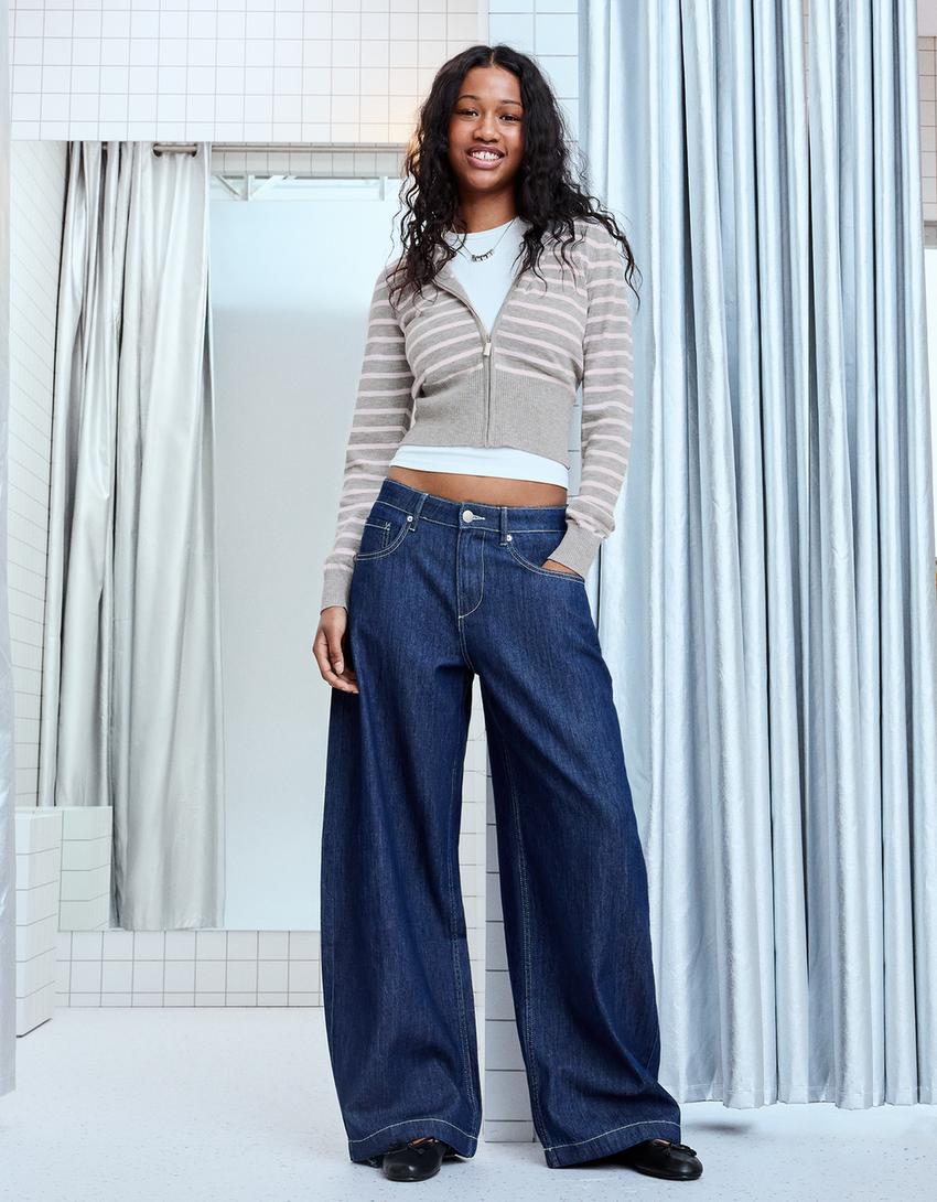 سويت شيرت مقلم بسحاب وغطاء رأس-زهري