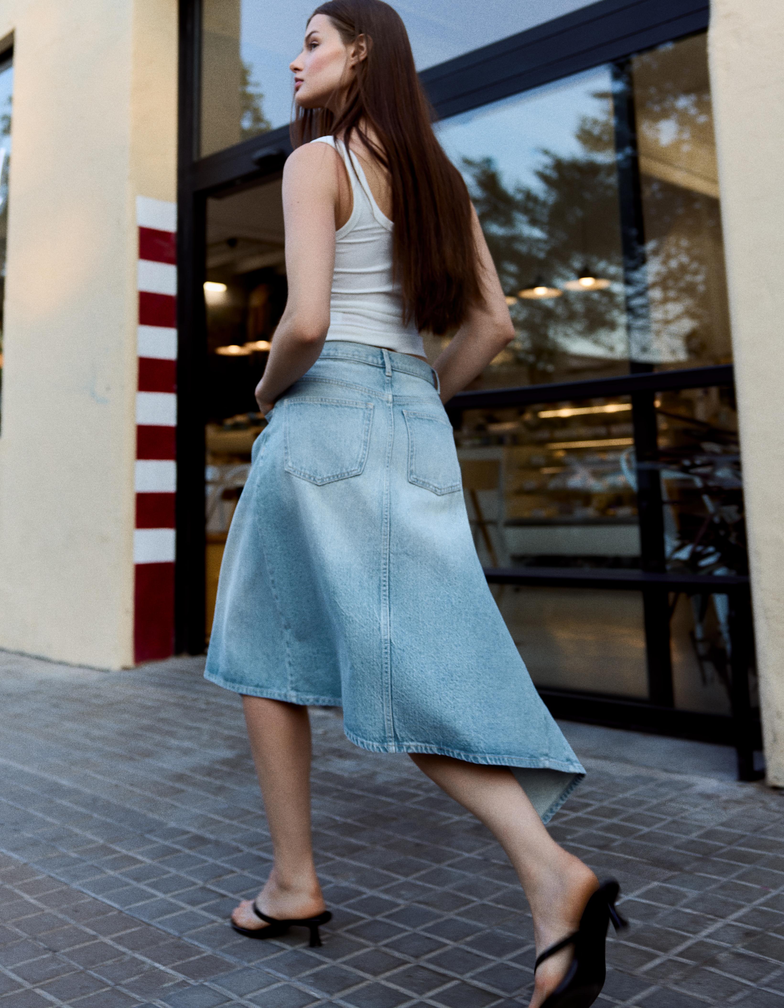 Bershka Asimetrik midi denim etek