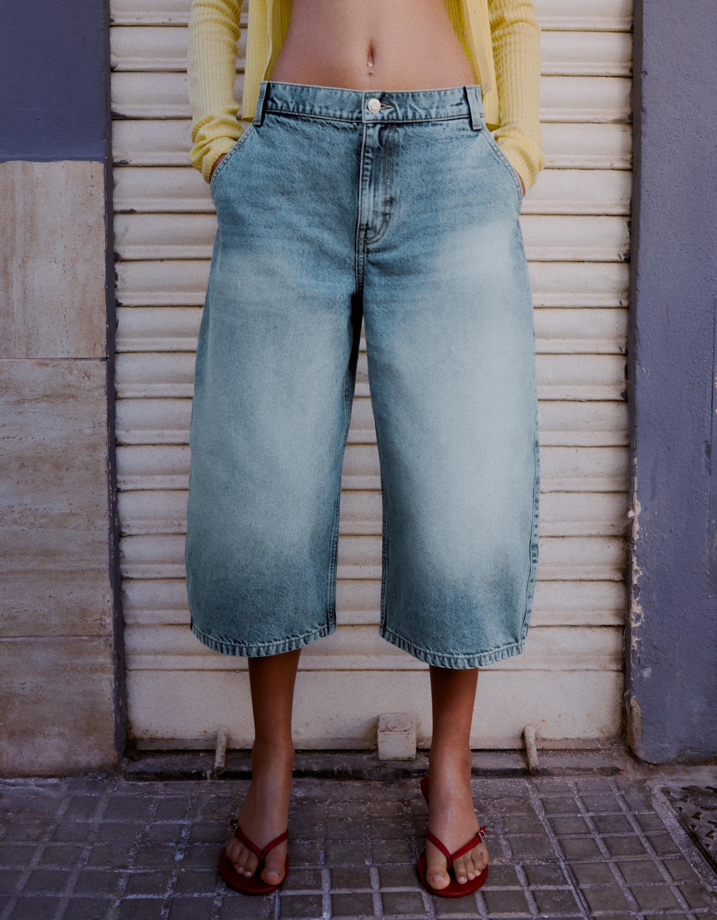 Slouchy denim jorts — Light blue