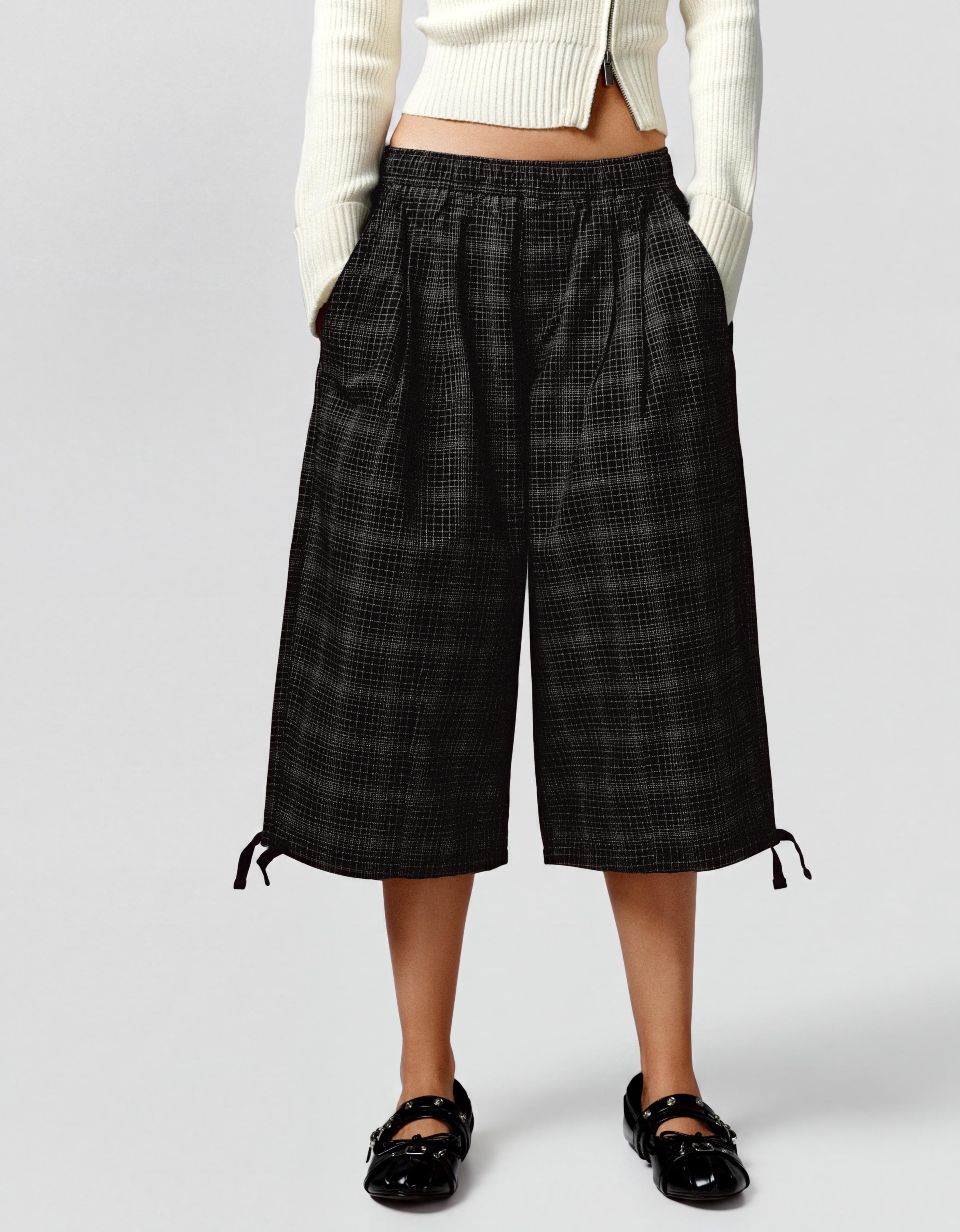 Long twill Bermuda shorts — Grey