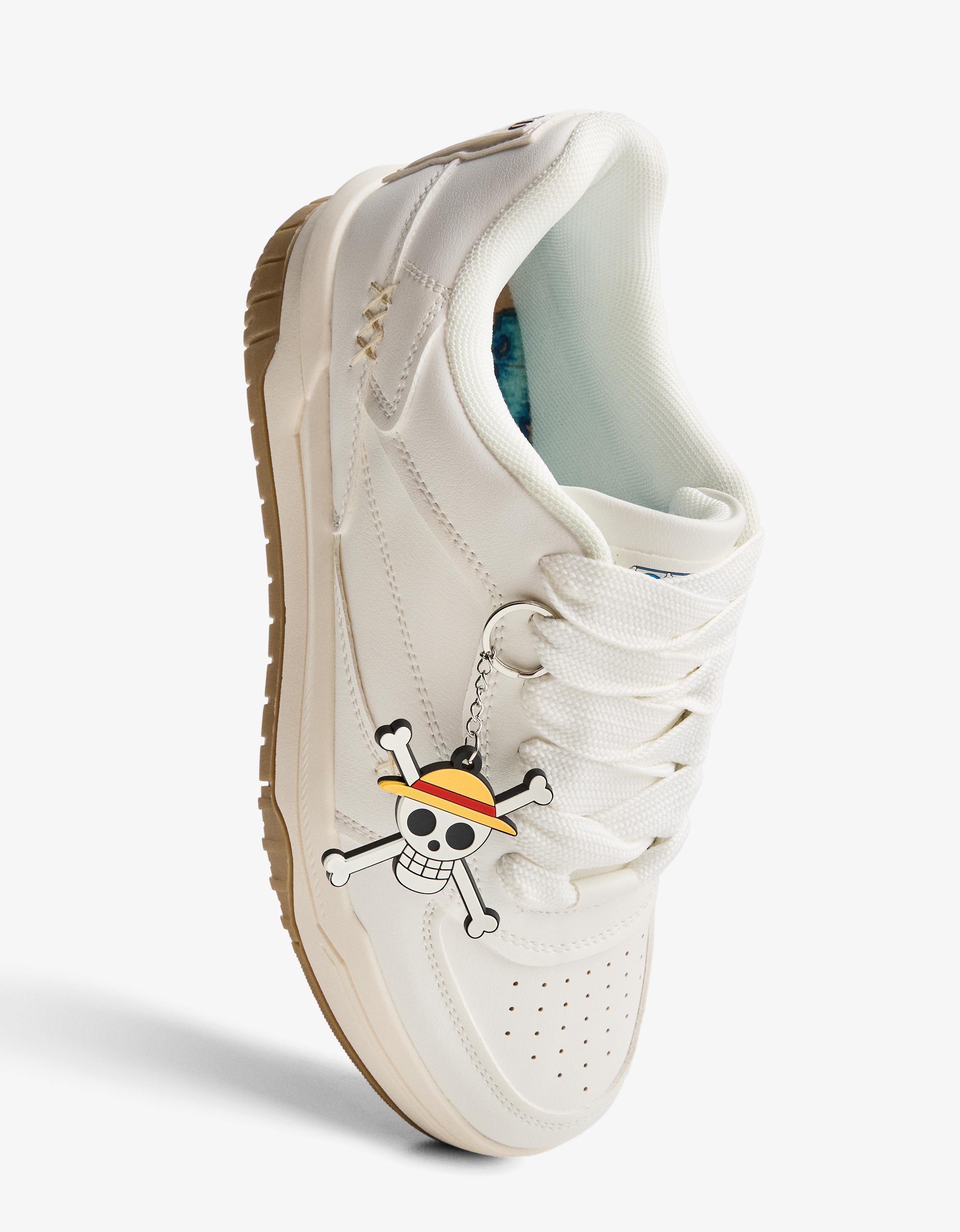 One Piece skater trainers with keychain — WHITE