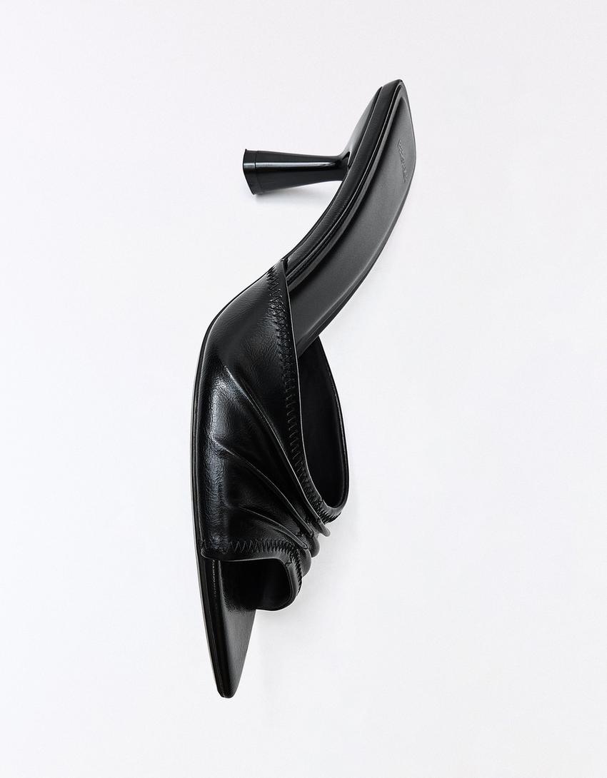 Mule with ruched detail-BLACK