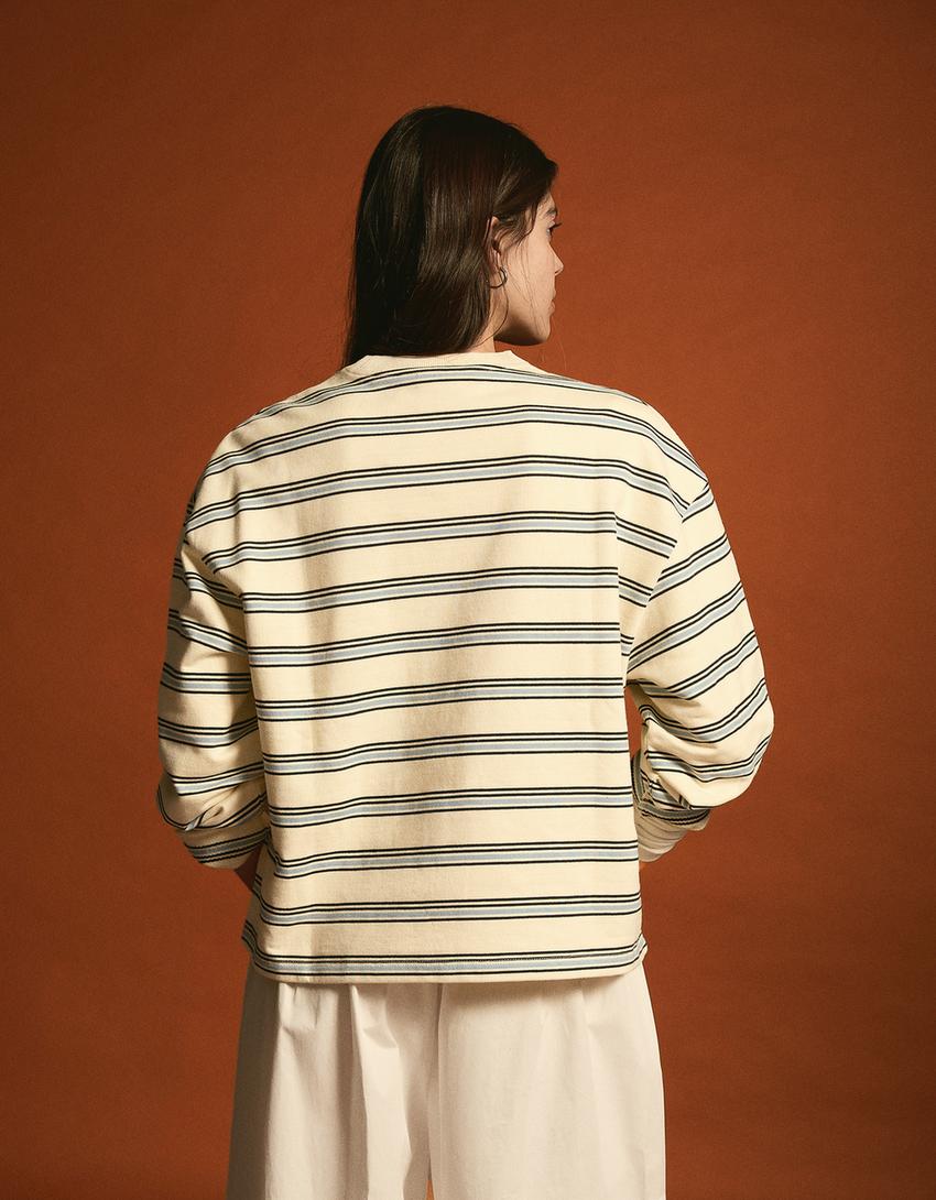 Striped crew neck sweater-Yellow