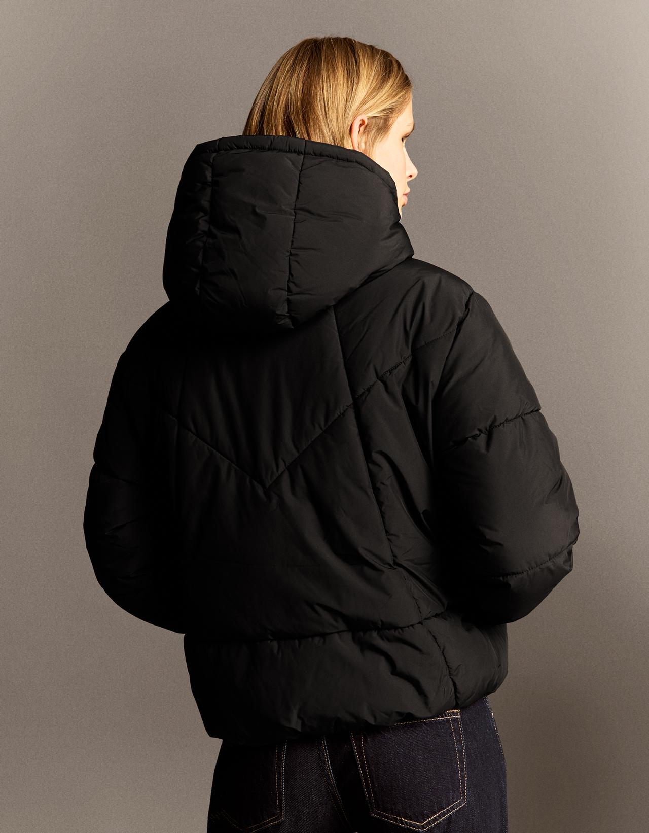 Puffer hooded jacket — Black