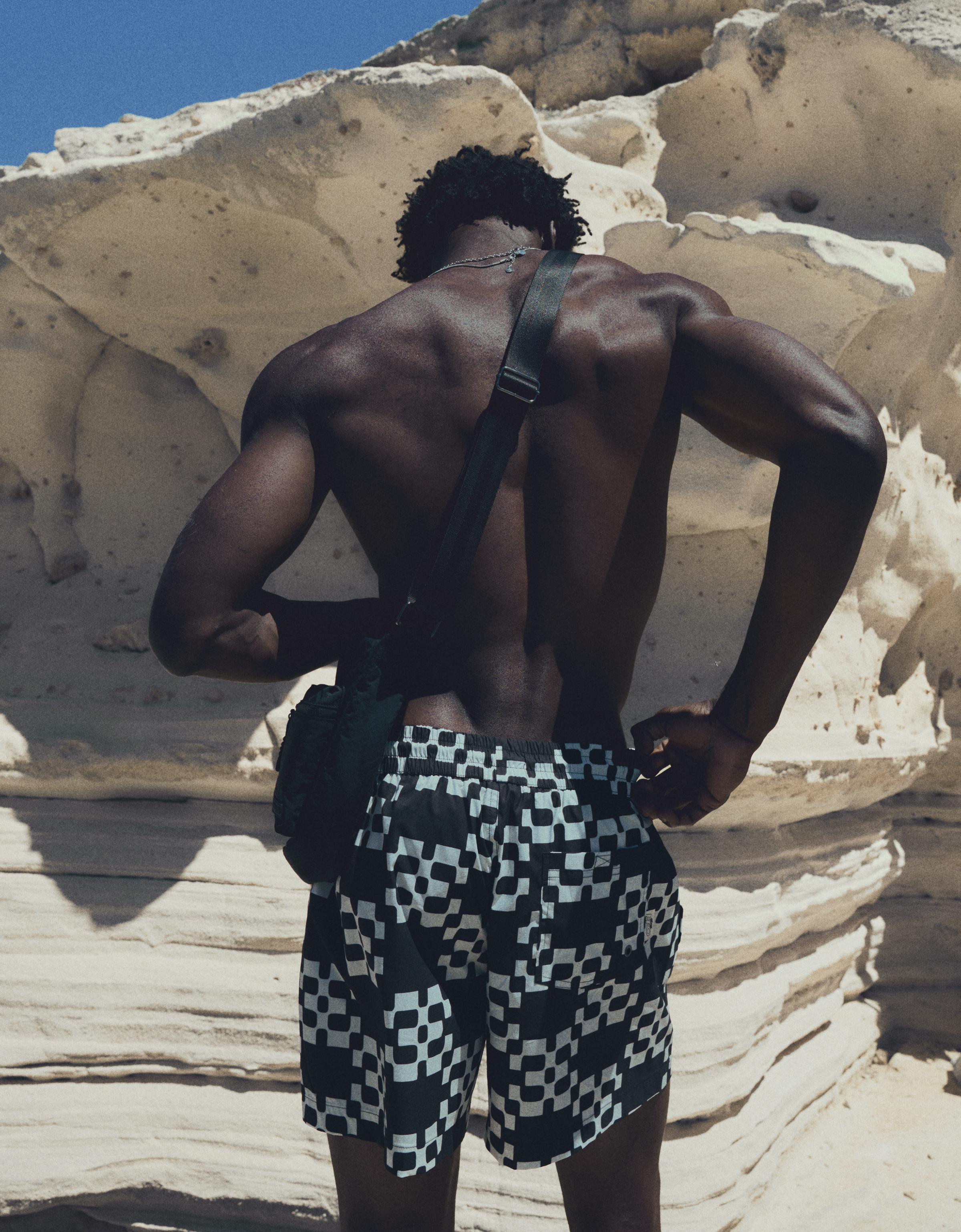 Boxy print swimsuit — White / Black