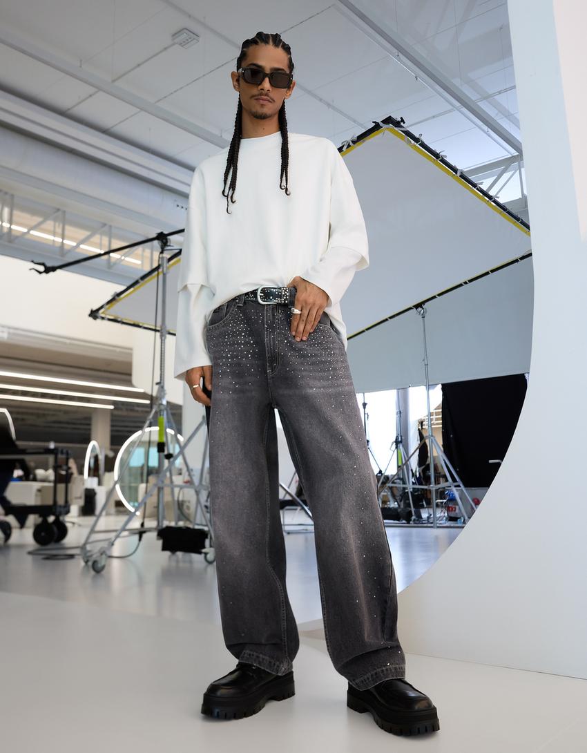 Jeansy superbaggy ze strassem – filtr cyfrowy-Czarny