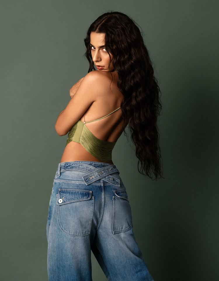 Distressed arkası tokalı balloon fit jean