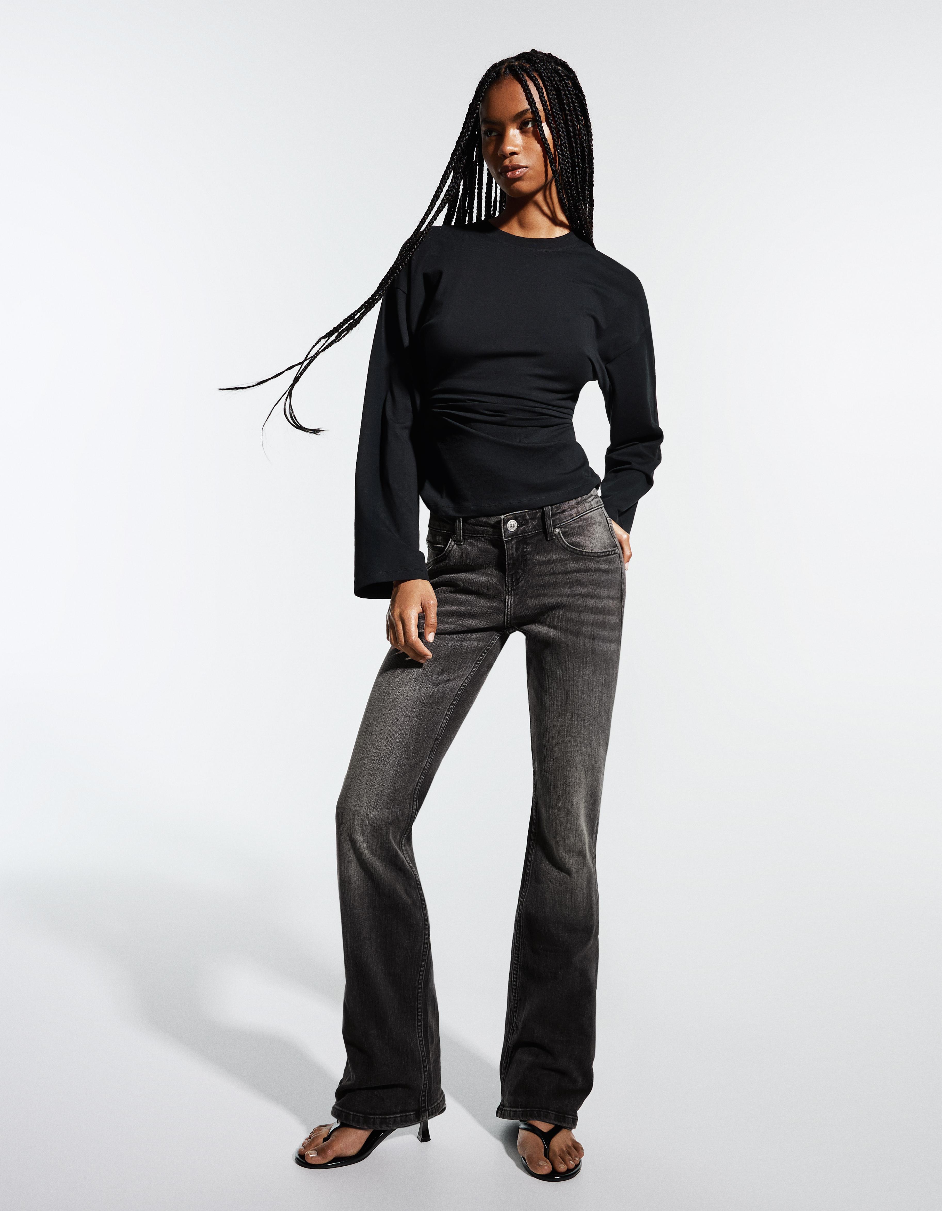 Bershka Jeans Bootcut Slim Tiro Bajo Mujer Negro